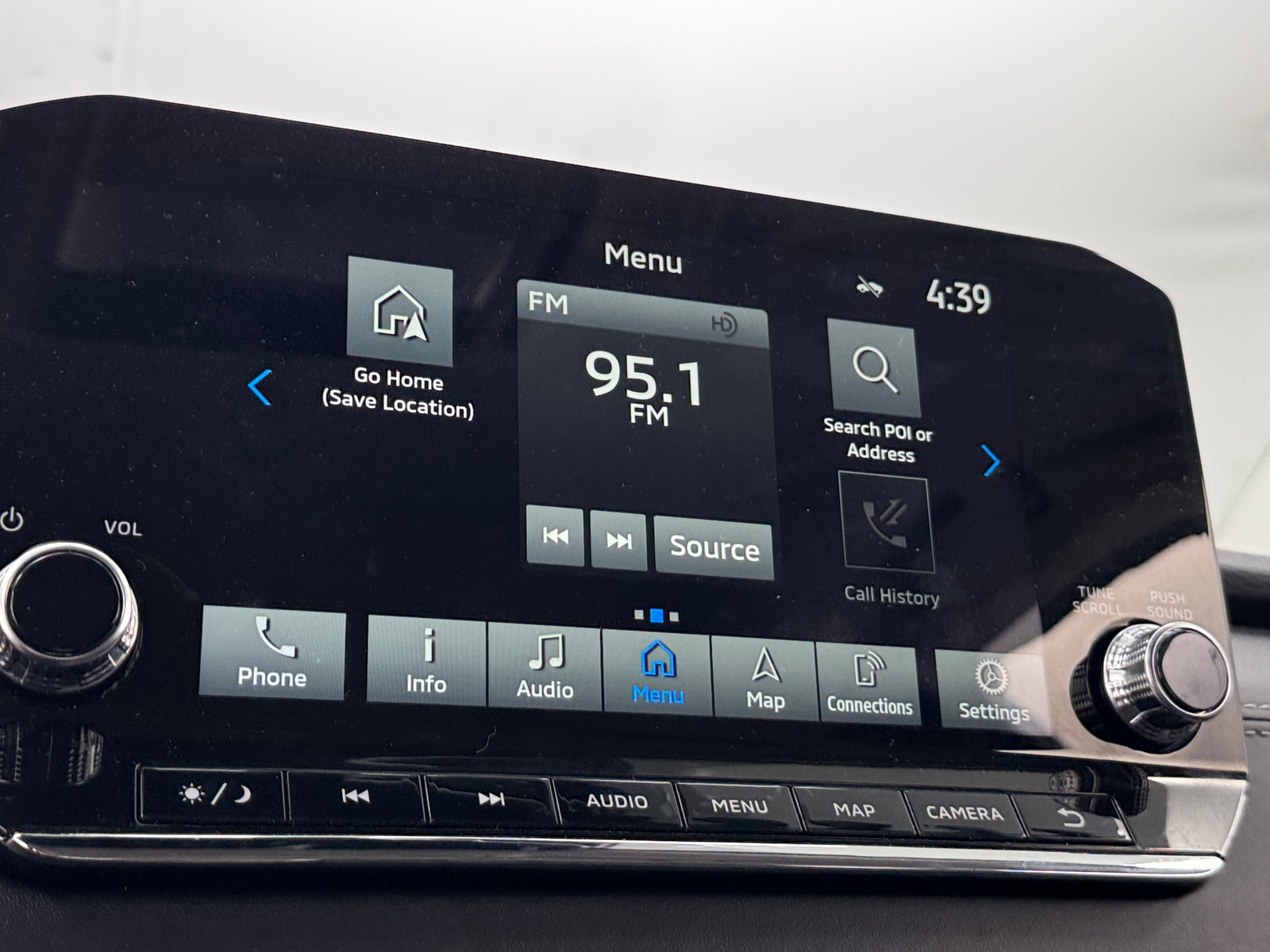 Thumbnail: 2024 Mitsubishi Outlander - 3