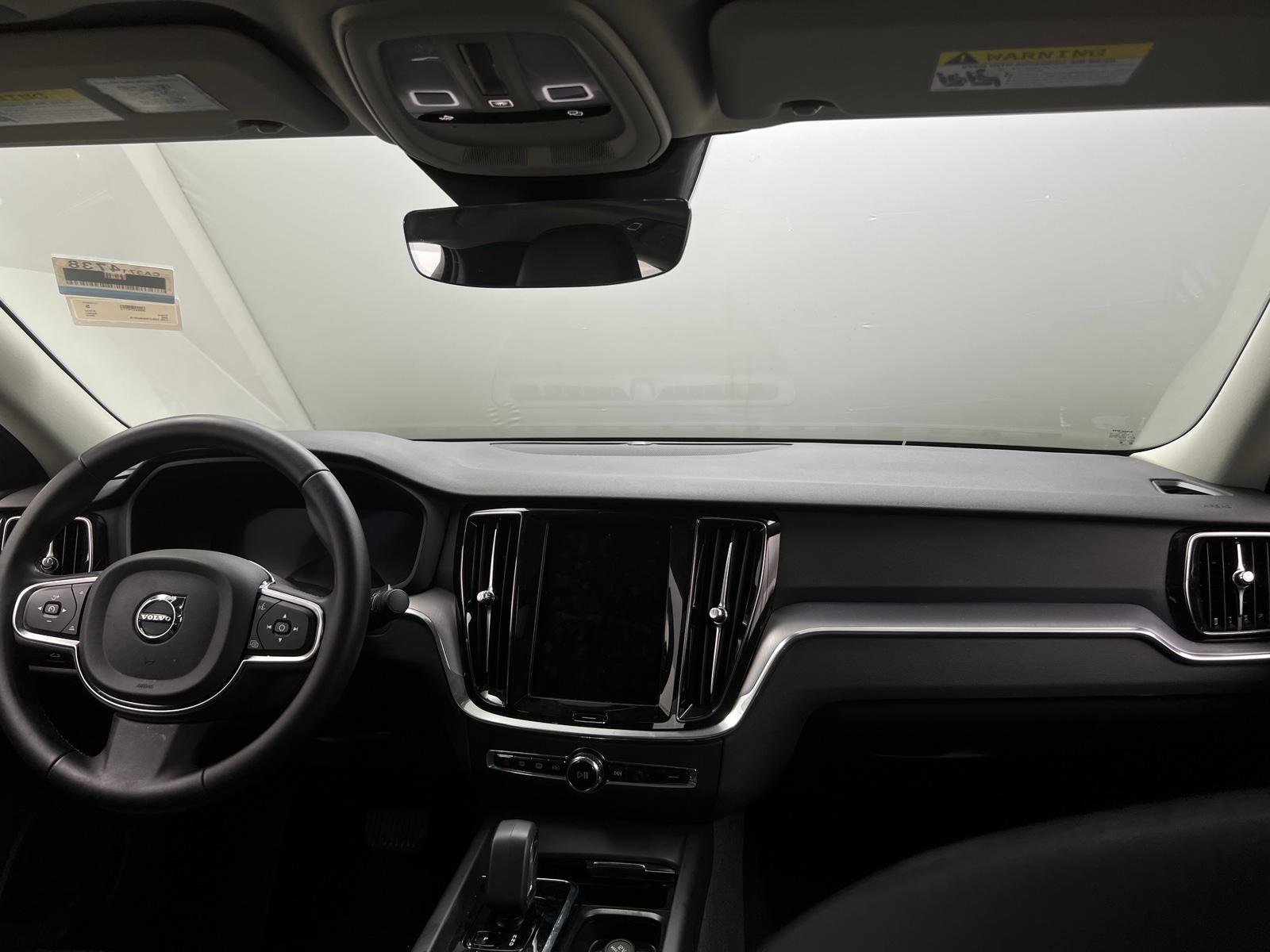 Thumbnail: 2025 Volvo S60 - 2