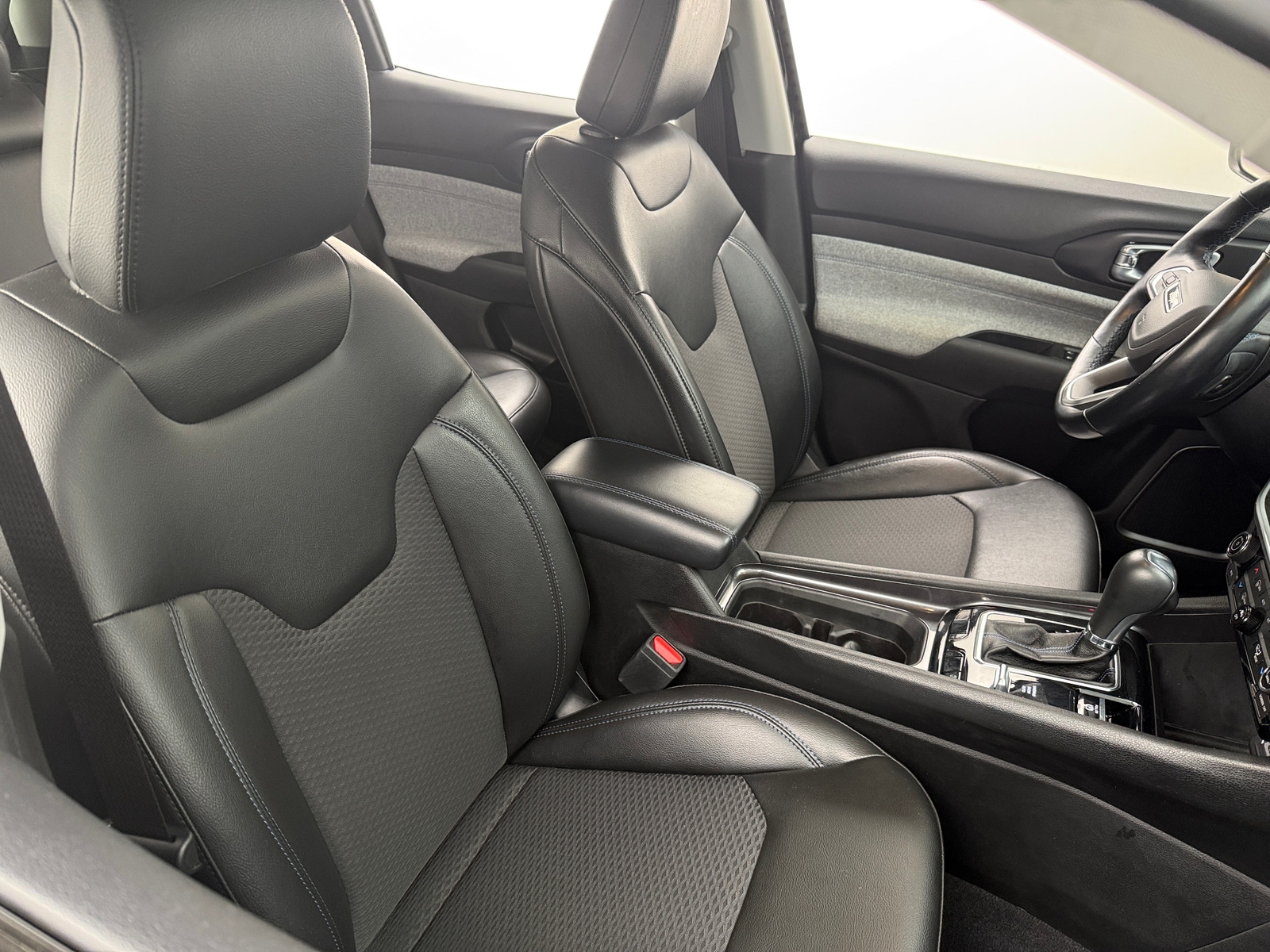 Thumbnail: 2022 Jeep Compass - 2