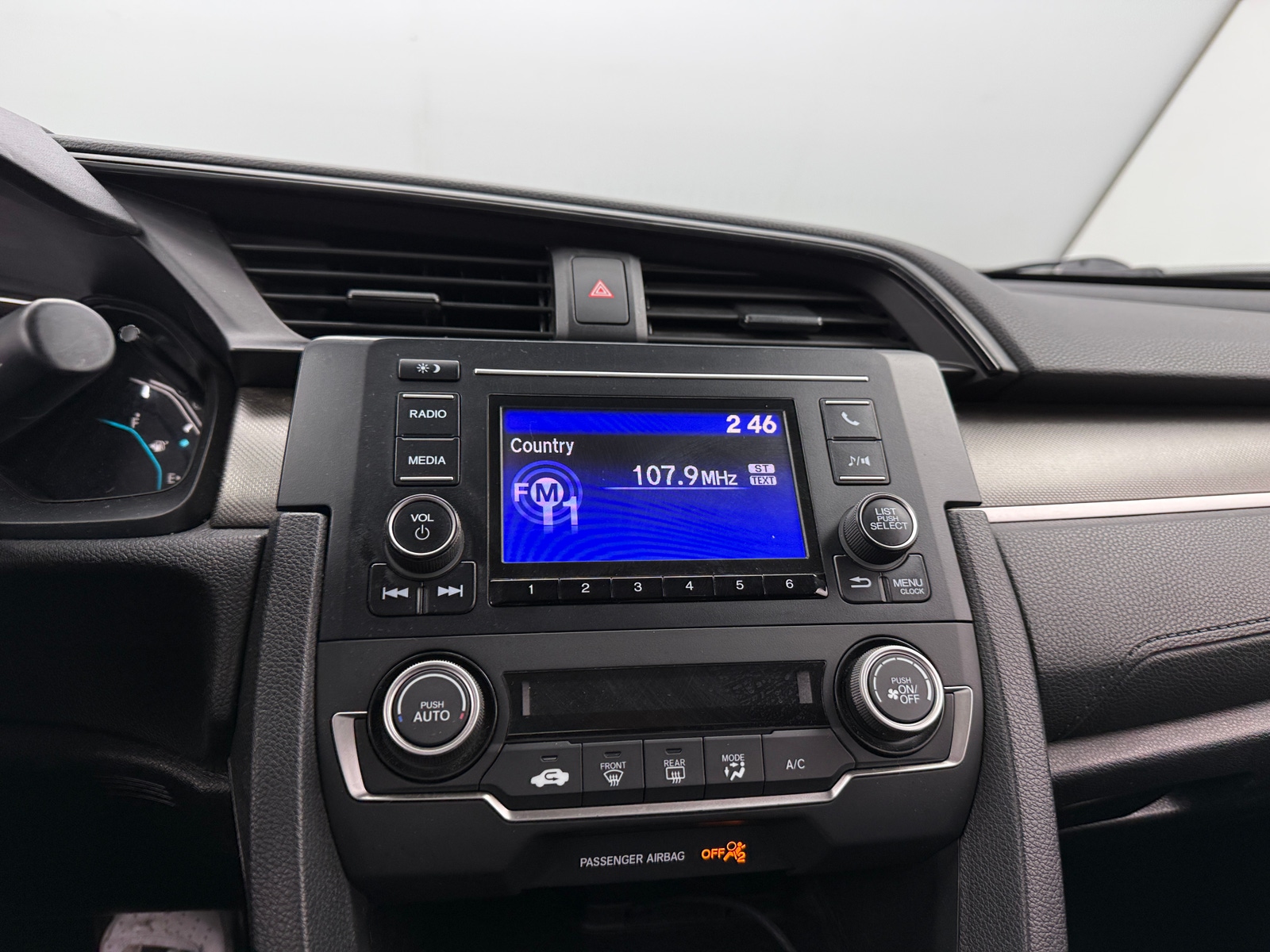 Thumbnail: 2019 Honda Civic - 4