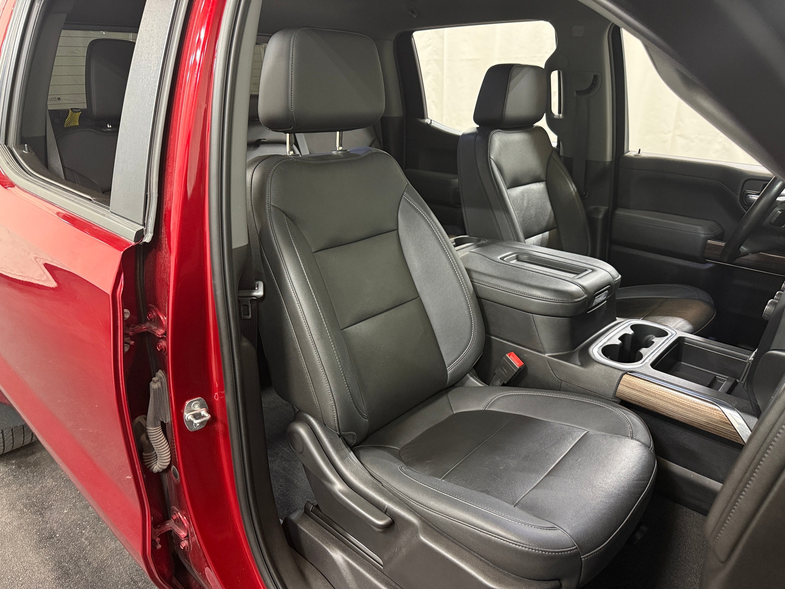 Thumbnail: 2021 Chevrolet Silverado 1500 - 2