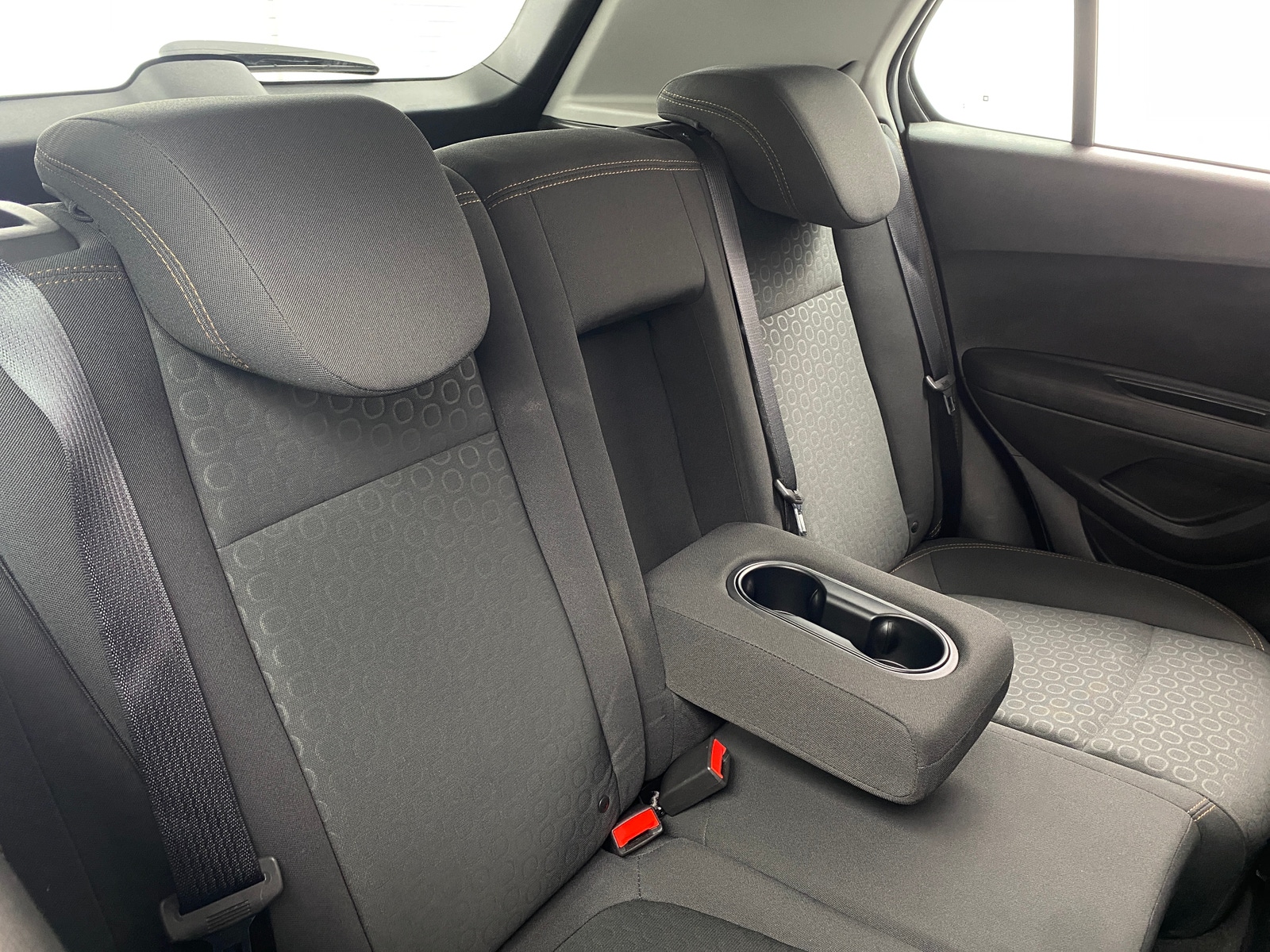 Thumbnail: 2017 Chevrolet Trax - 6