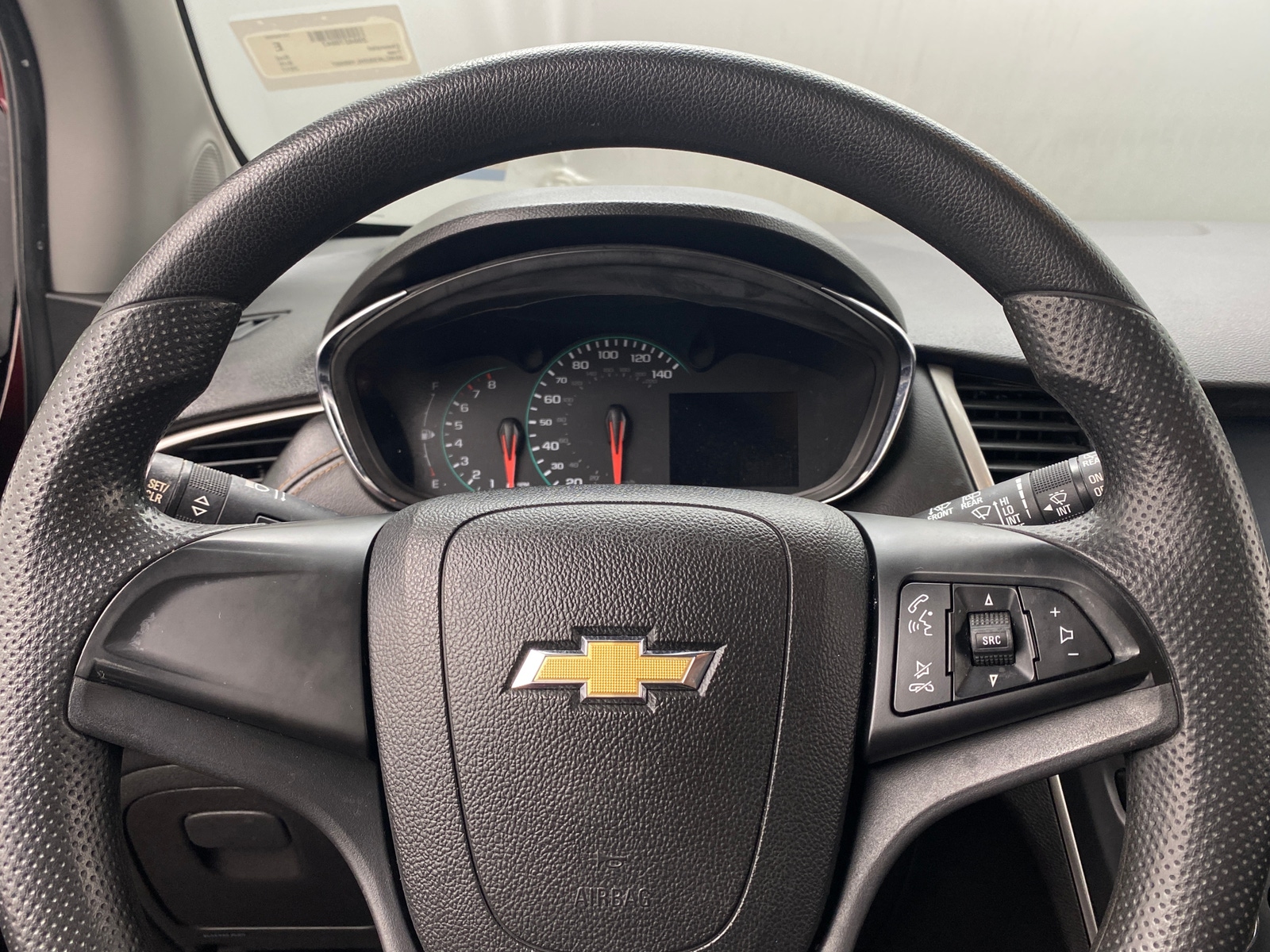 Thumbnail: 2017 Chevrolet Trax - 5