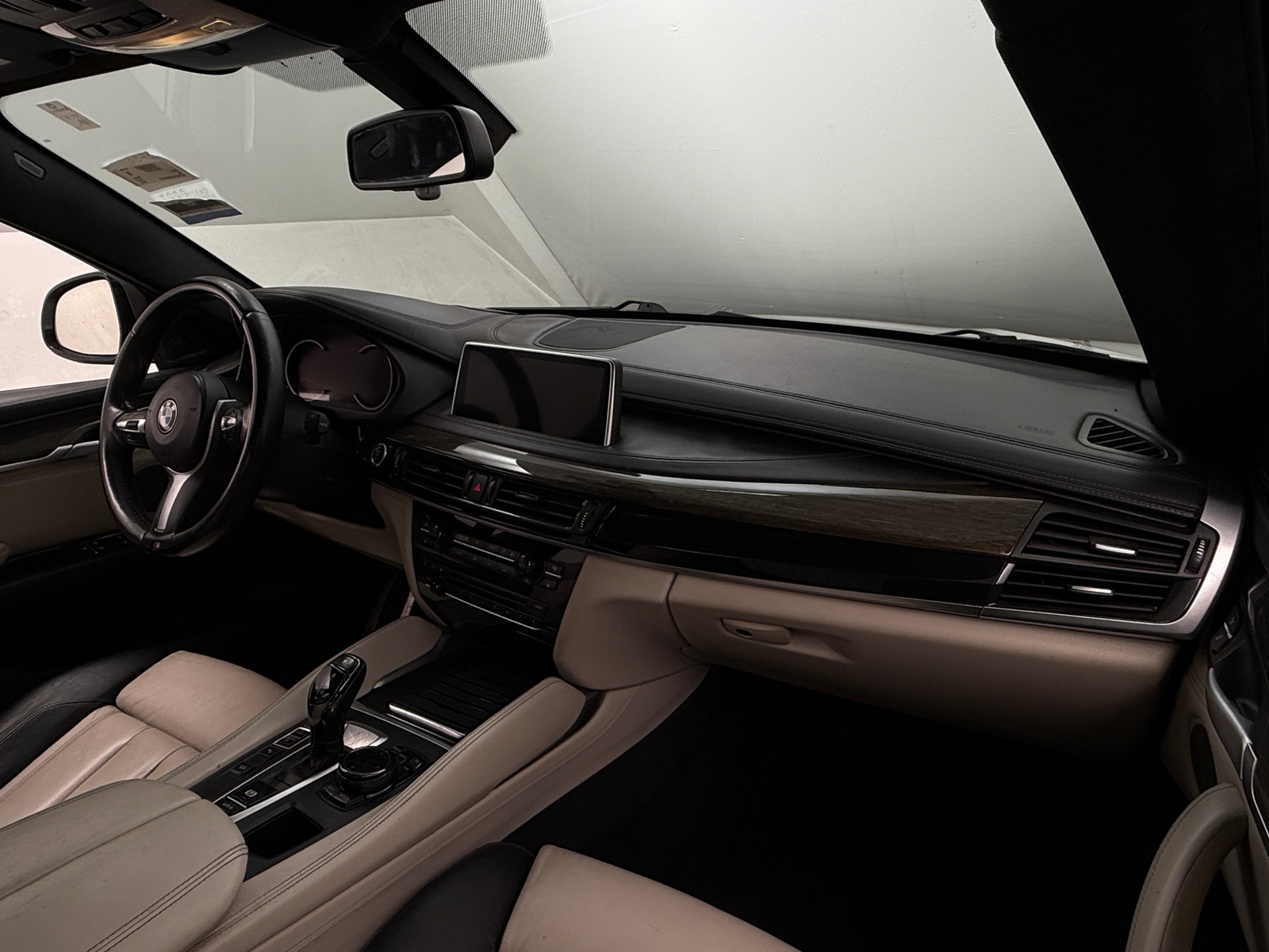 Thumbnail: 2016 BMW X6 - 2