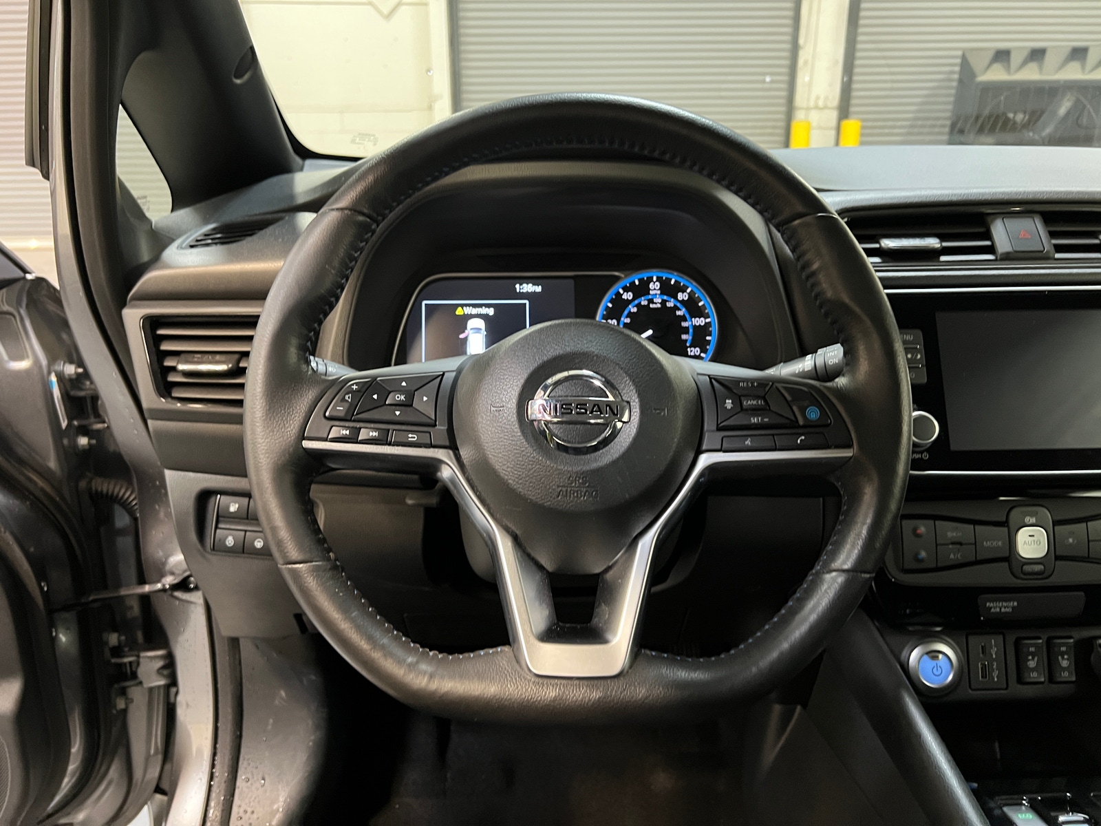 Thumbnail: 2021 Nissan Leaf - 5