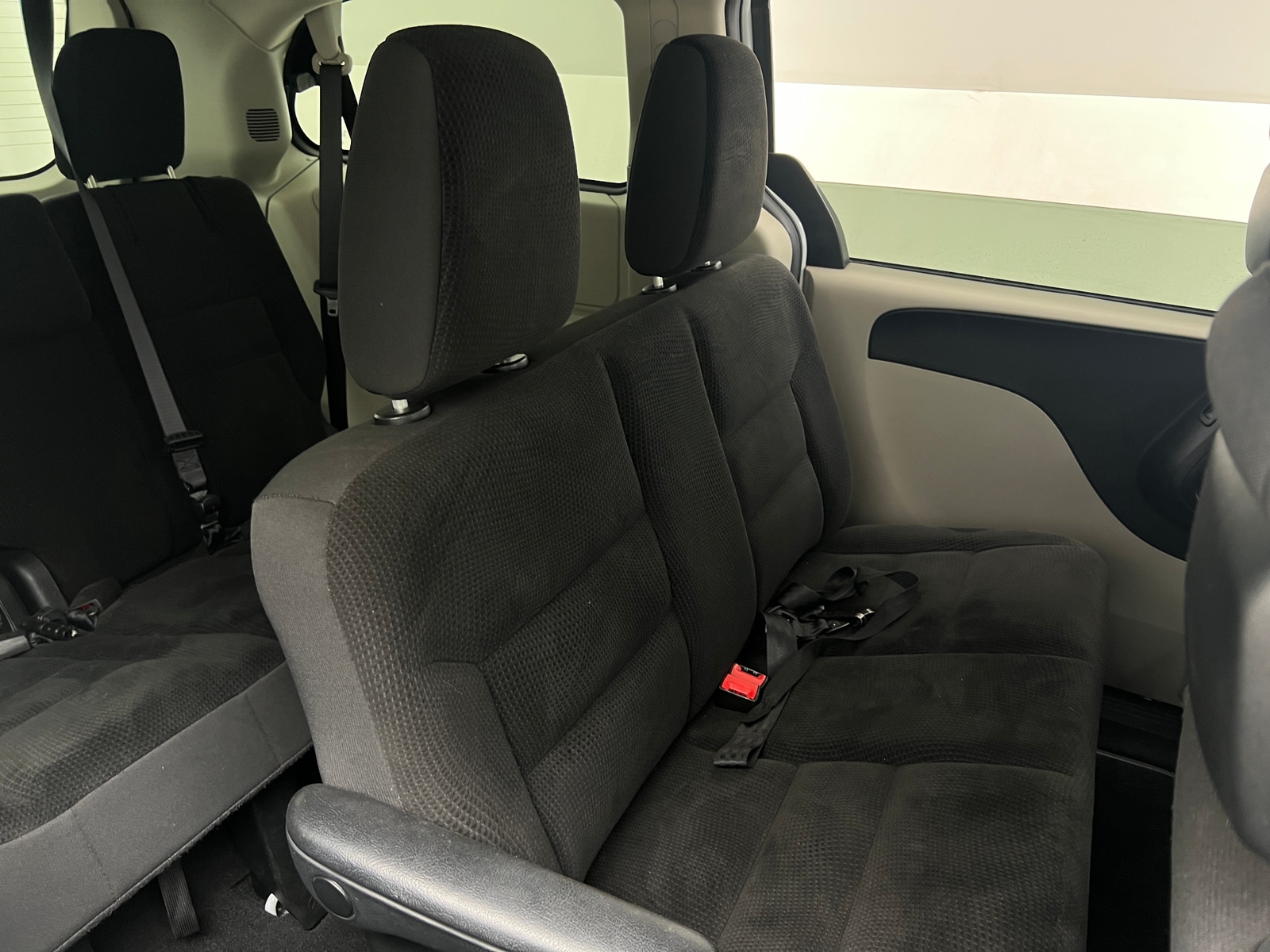 Thumbnail: 2018 Dodge Grand Caravan - 6