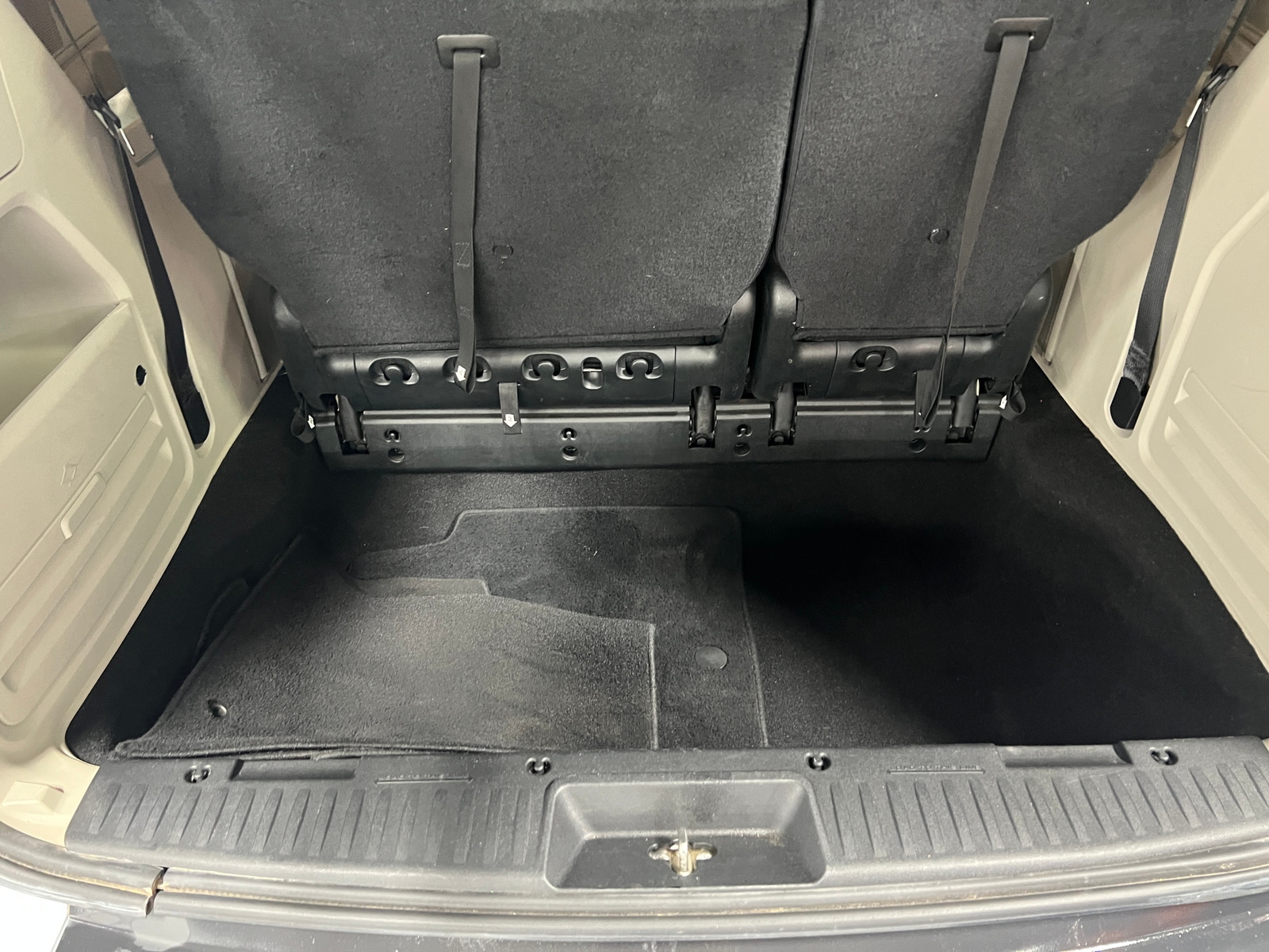 Thumbnail: 2018 Dodge Grand Caravan - 7