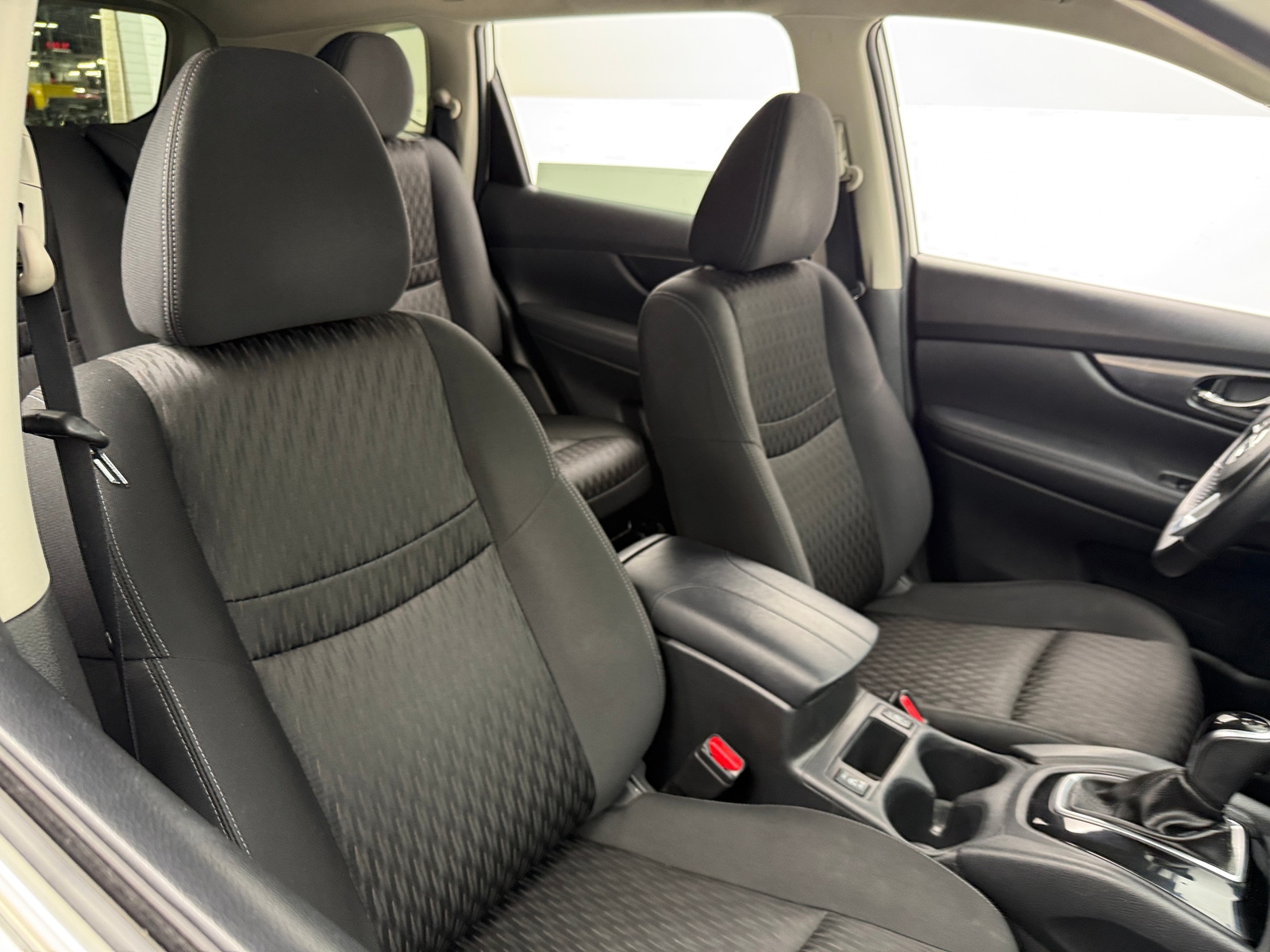 Thumbnail: 2020 Nissan Rogue - 2