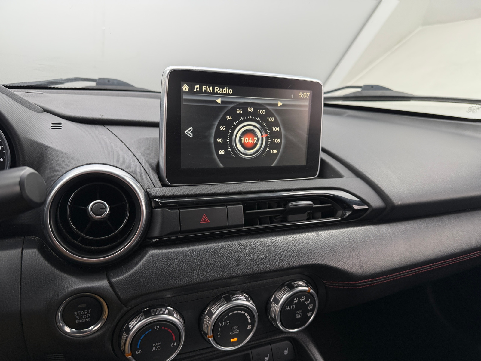 Thumbnail: 2016 Mazda MX-5 Miata - 3