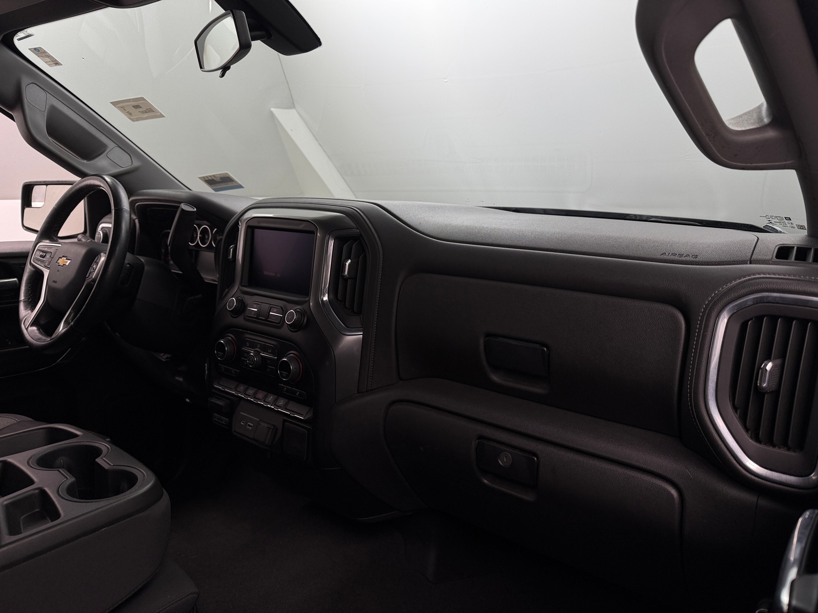 Thumbnail: 2021 Chevrolet Silverado 1500 - 3