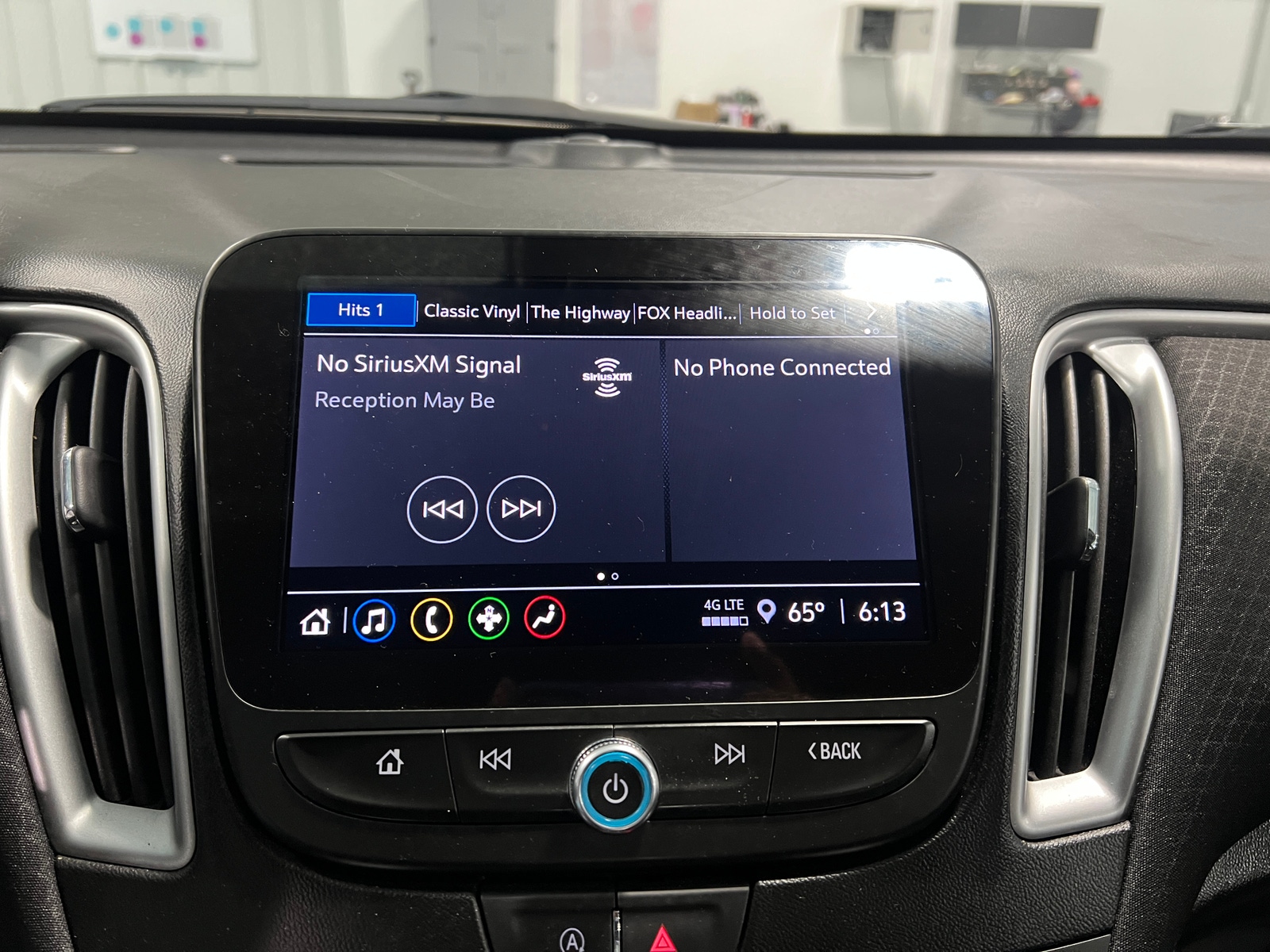 Thumbnail: 2024 Chevrolet Malibu - 4