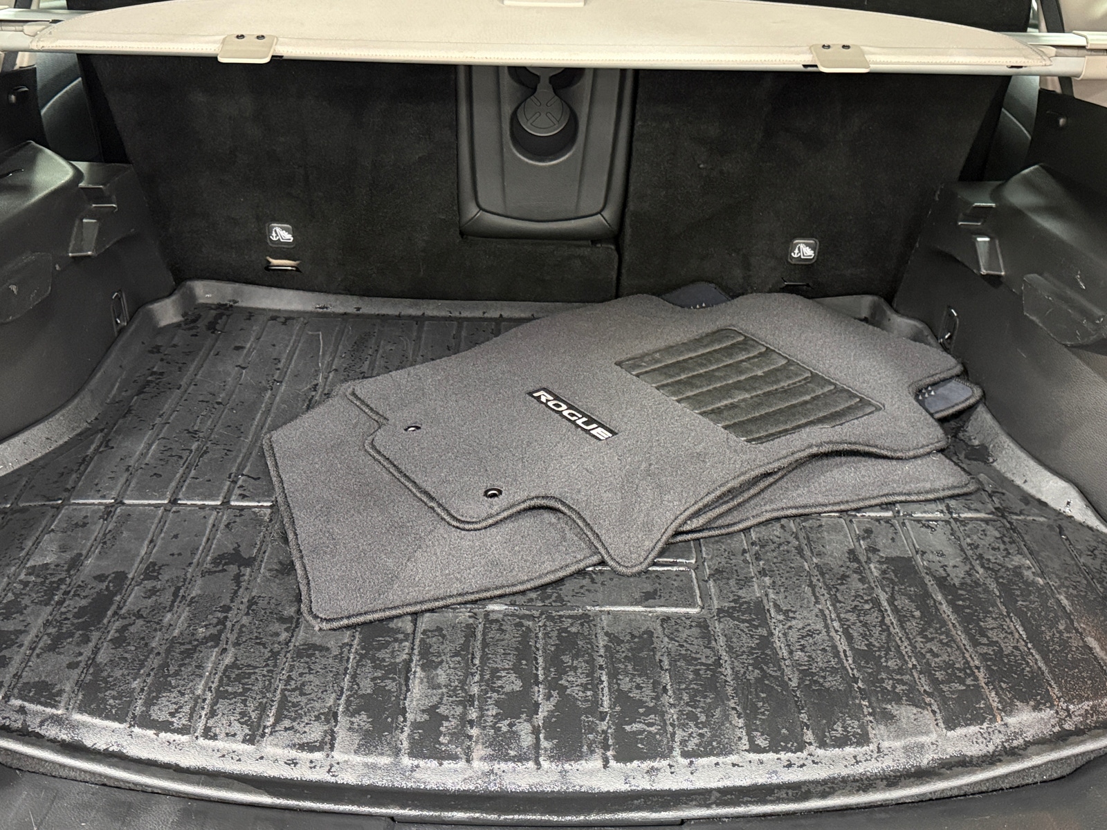 Thumbnail: 2016 Nissan Rogue - 6