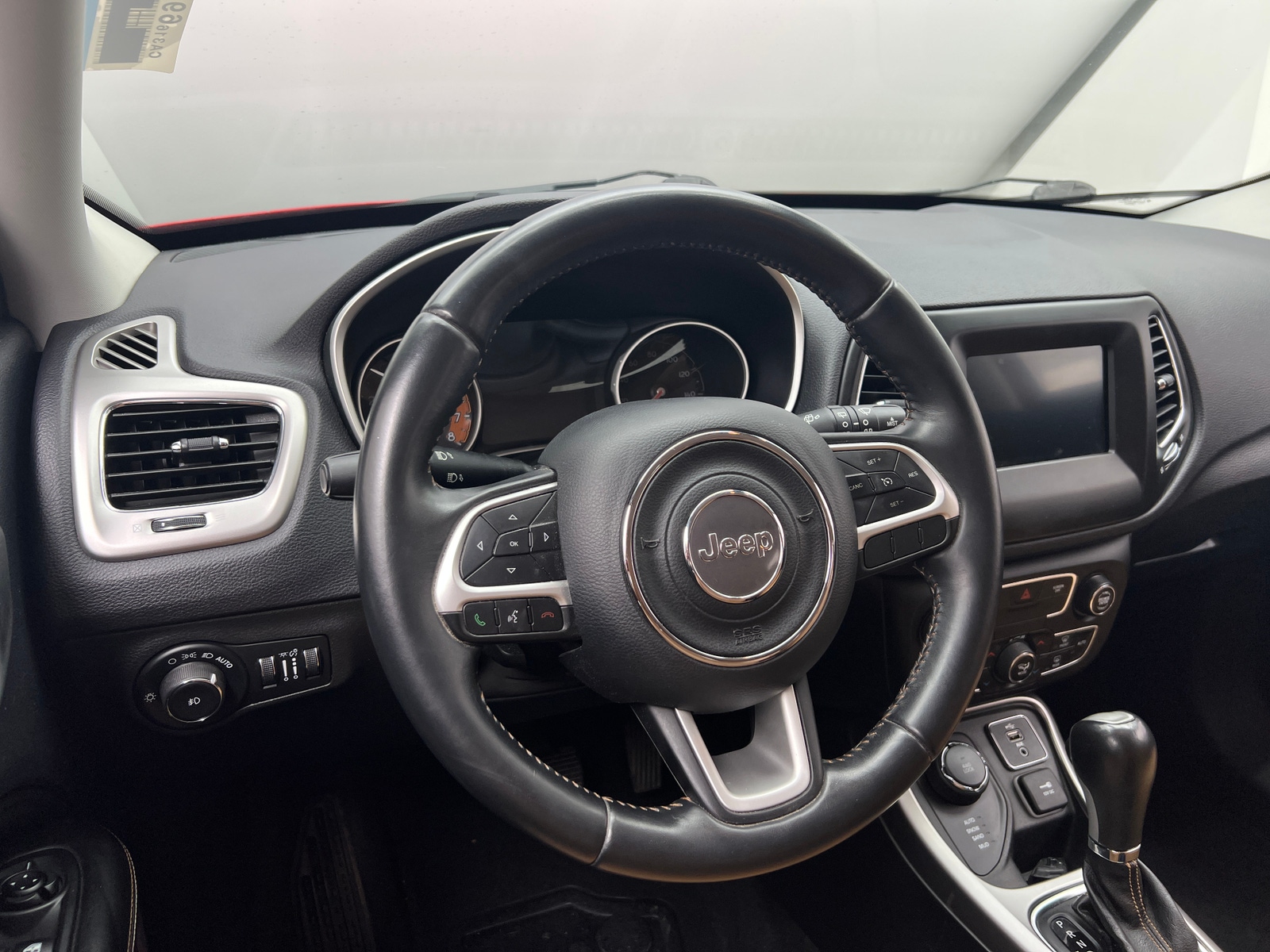 Thumbnail: 2017 Jeep Compass - 5