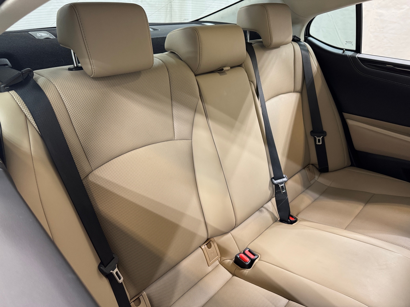 Thumbnail: 2021 Lexus ES - 5