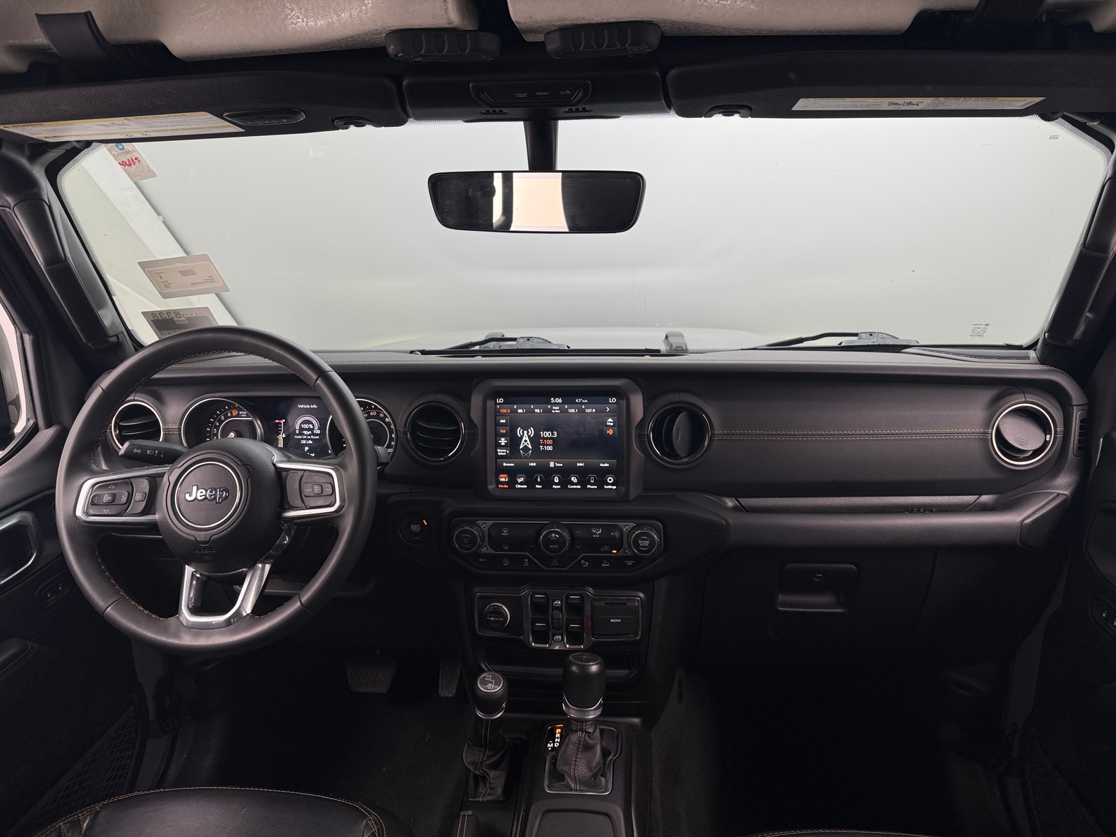 Thumbnail: 2023 Jeep Gladiator - 2