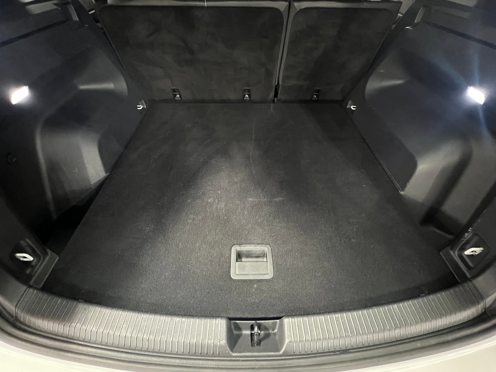 Thumbnail: 2025 Volkswagen Atlas - 6