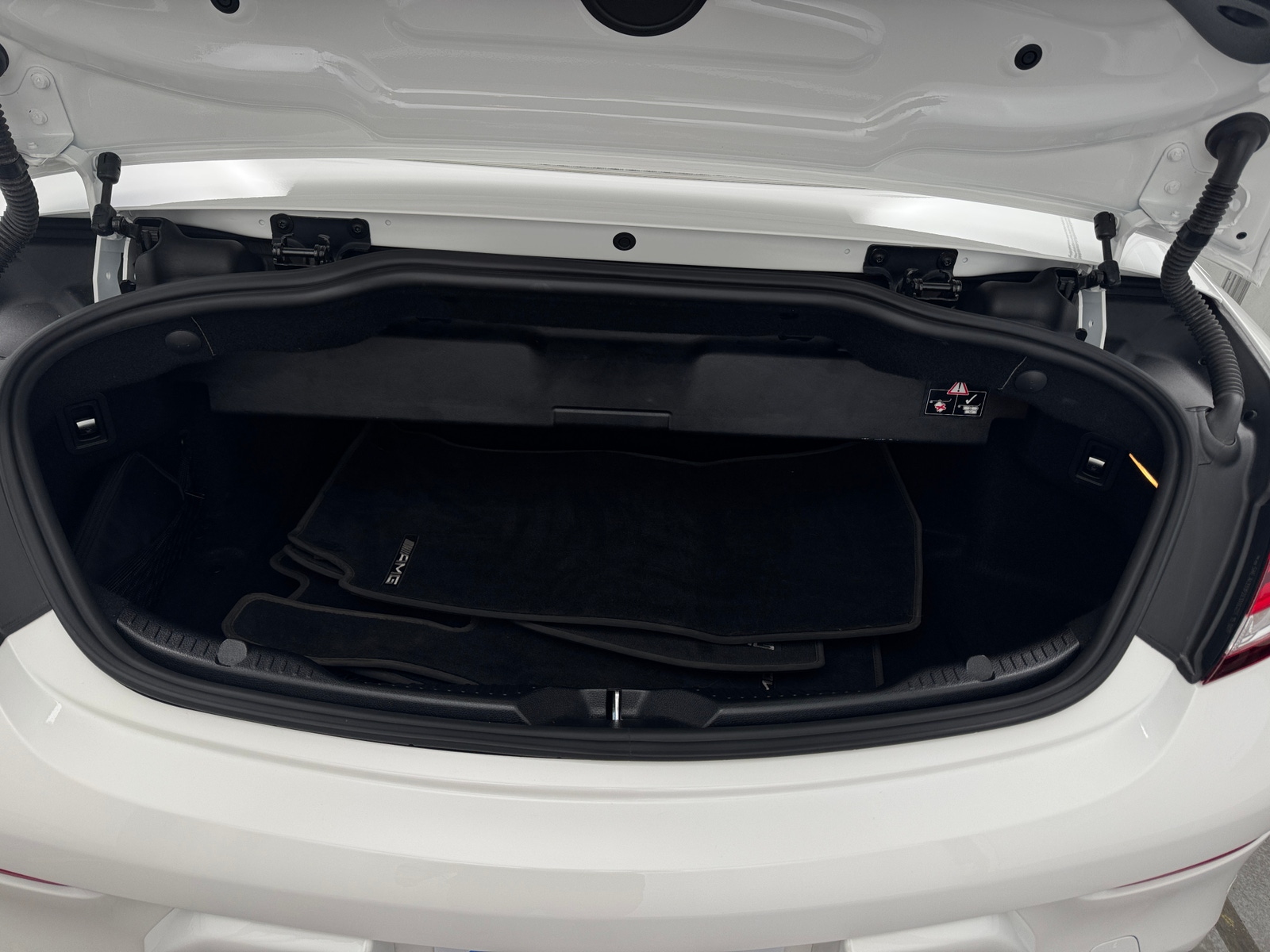 Thumbnail: 2020 Mercedes-Benz C-Class - 6