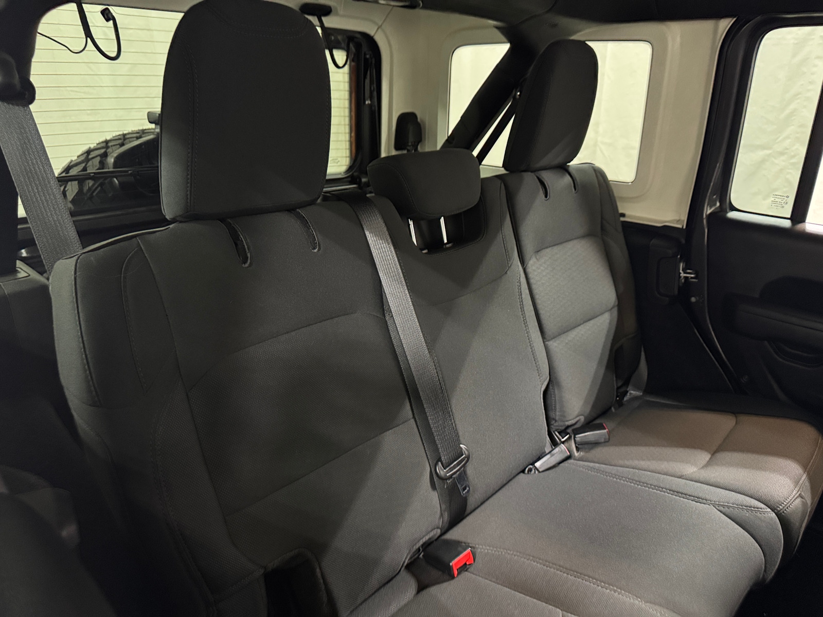 Thumbnail: 2022 Jeep Wrangler - 6