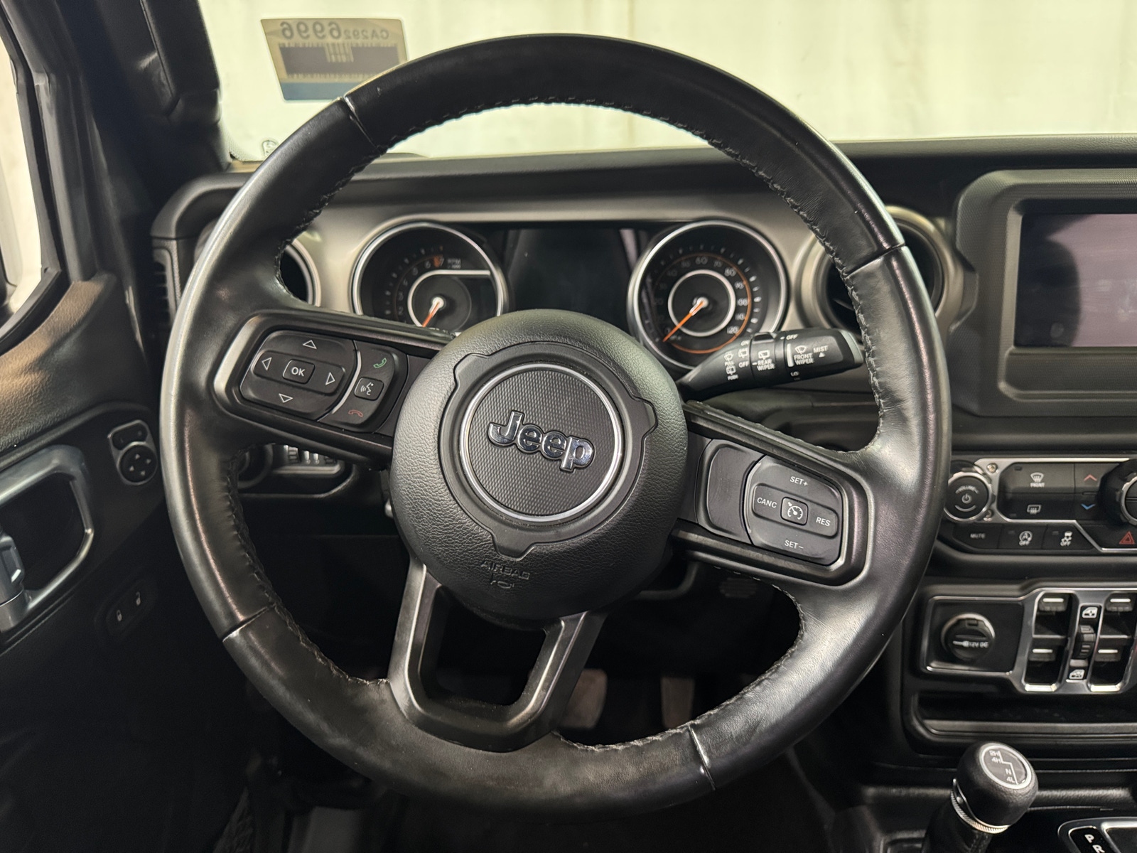 Thumbnail: 2022 Jeep Wrangler - 5