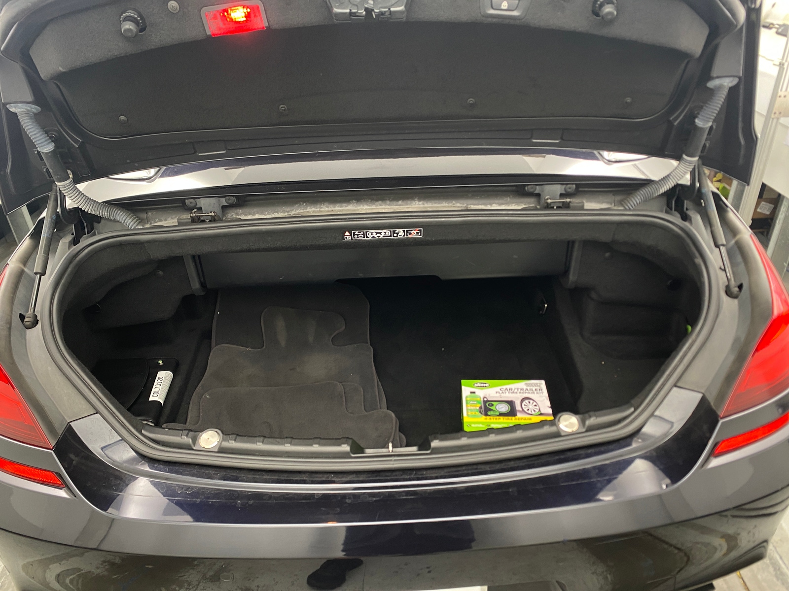 Thumbnail: 2012 BMW 6 Series - 6