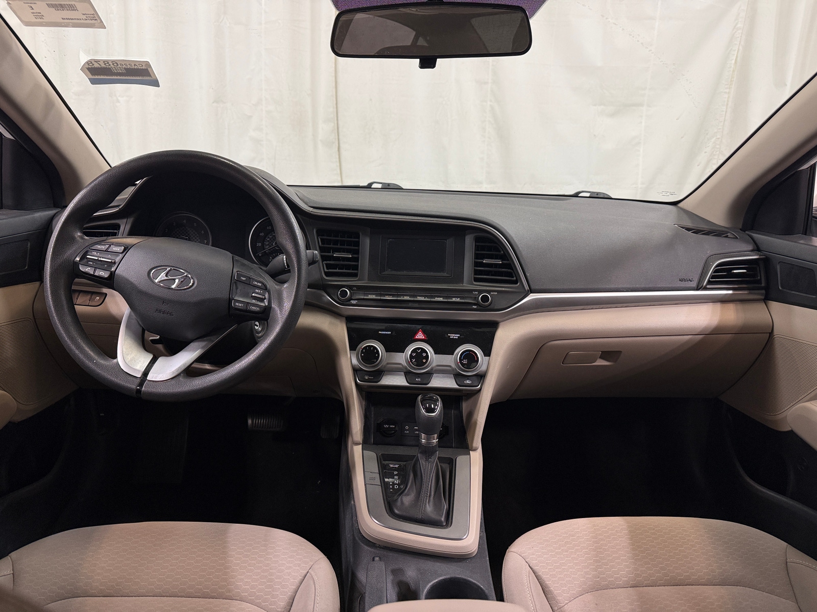 Thumbnail: 2019 Hyundai Elantra - 3