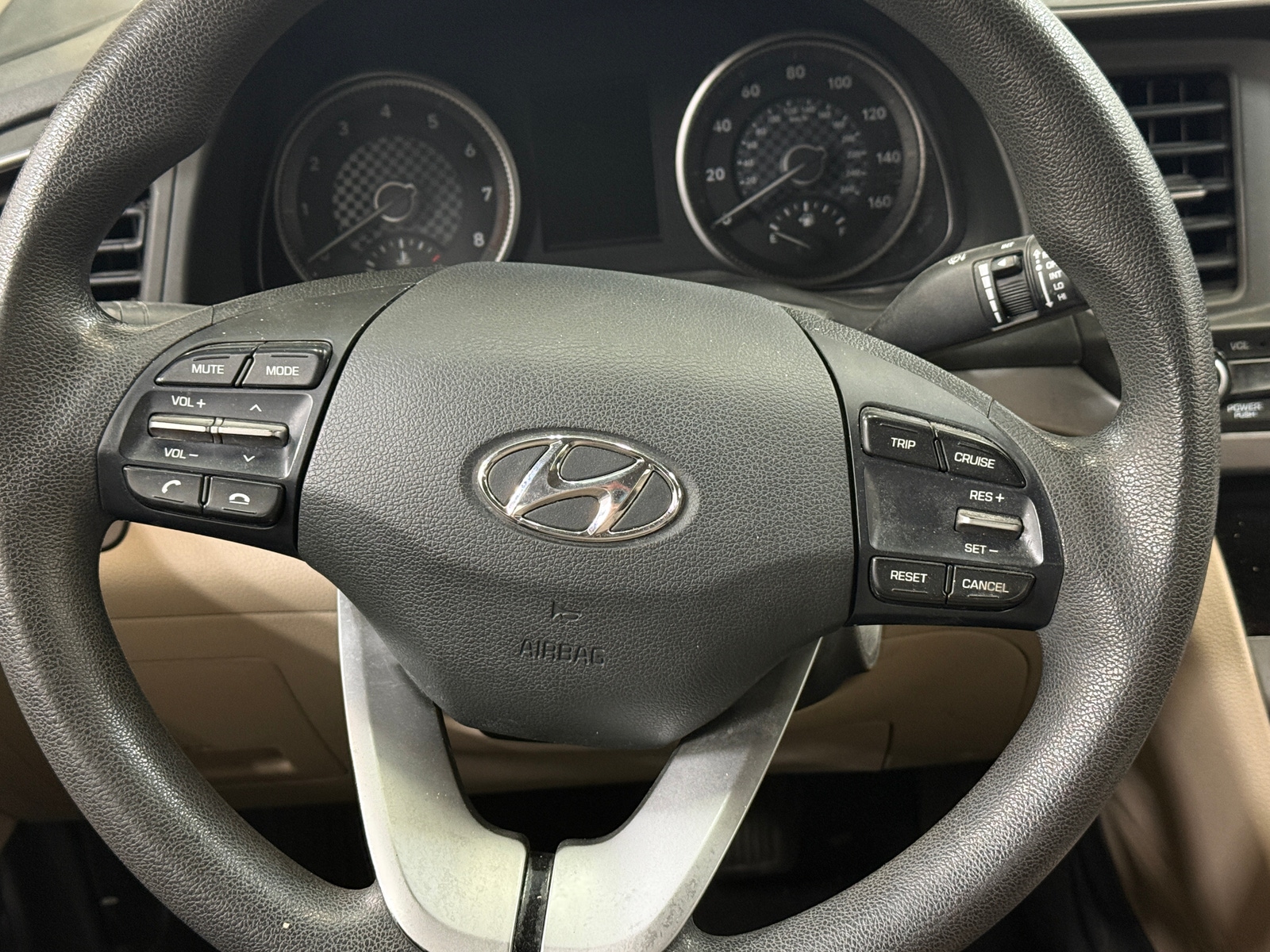 Thumbnail: 2019 Hyundai Elantra - 5