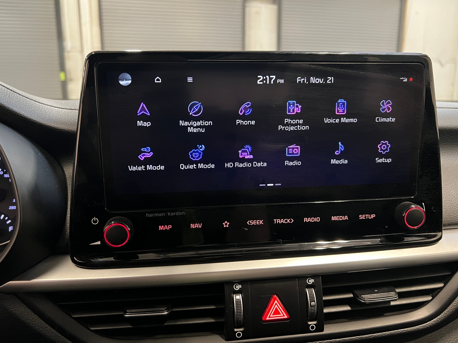 Thumbnail: 2024 Kia Forte - 4