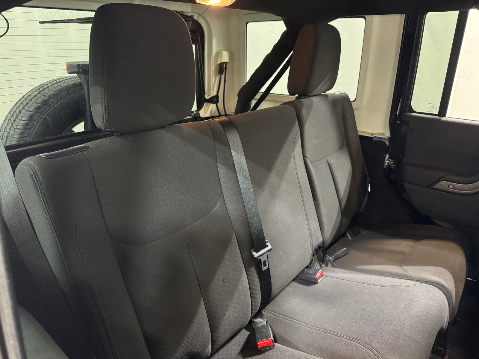 Thumbnail: 2018 Jeep Wrangler - 6