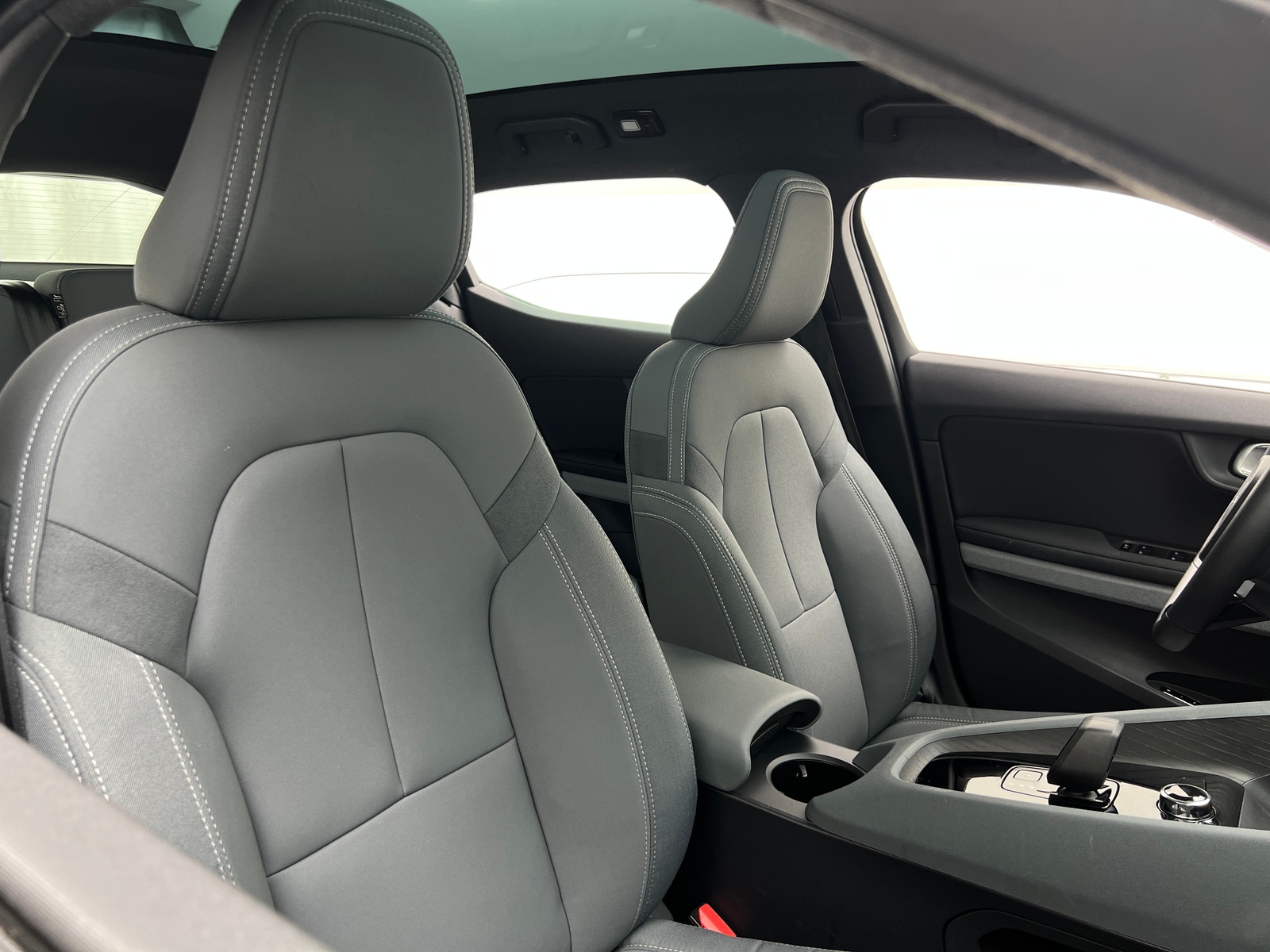 Thumbnail: 2021 Polestar 2 - 2