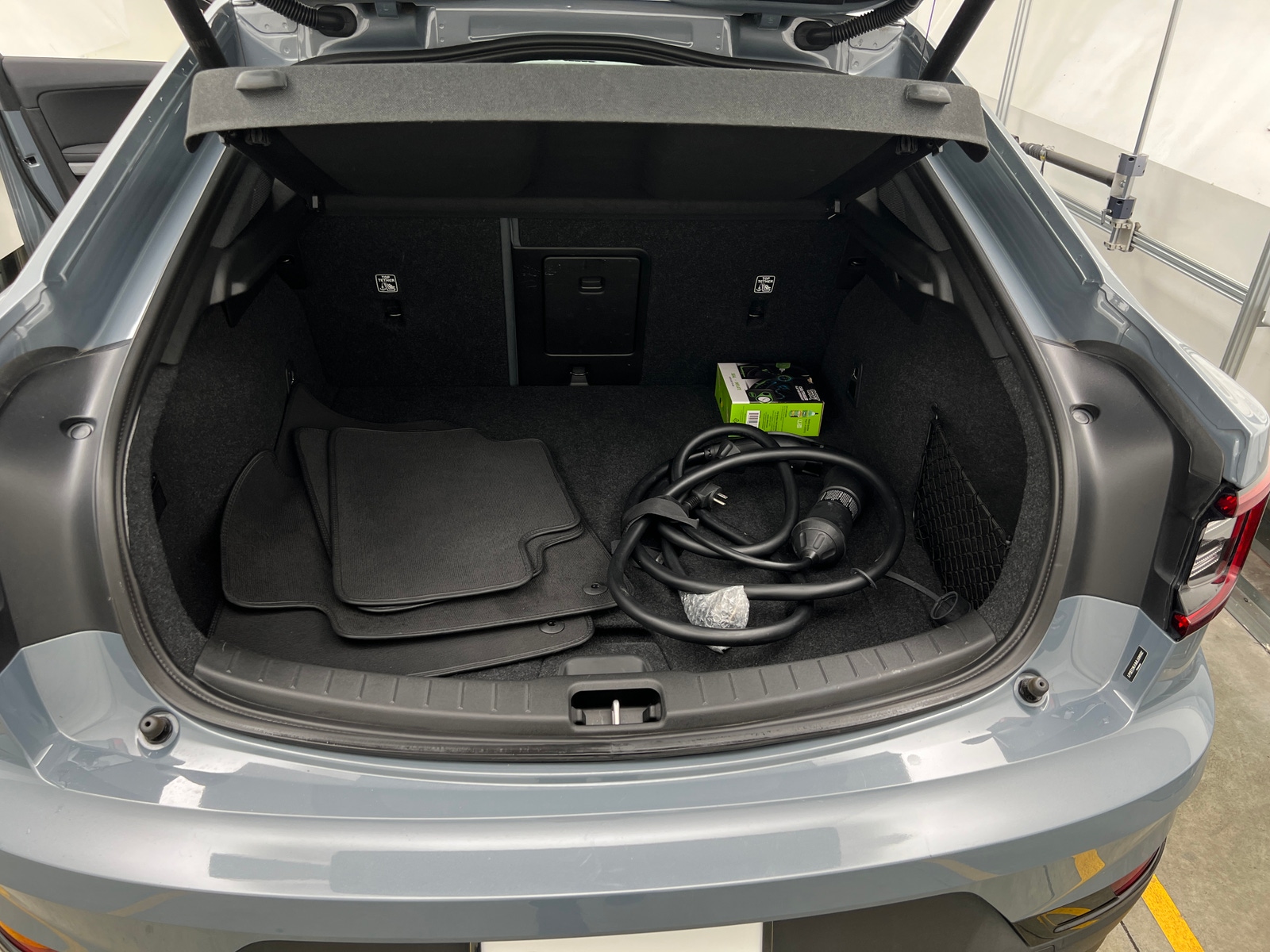 Thumbnail: 2021 Polestar 2 - 7