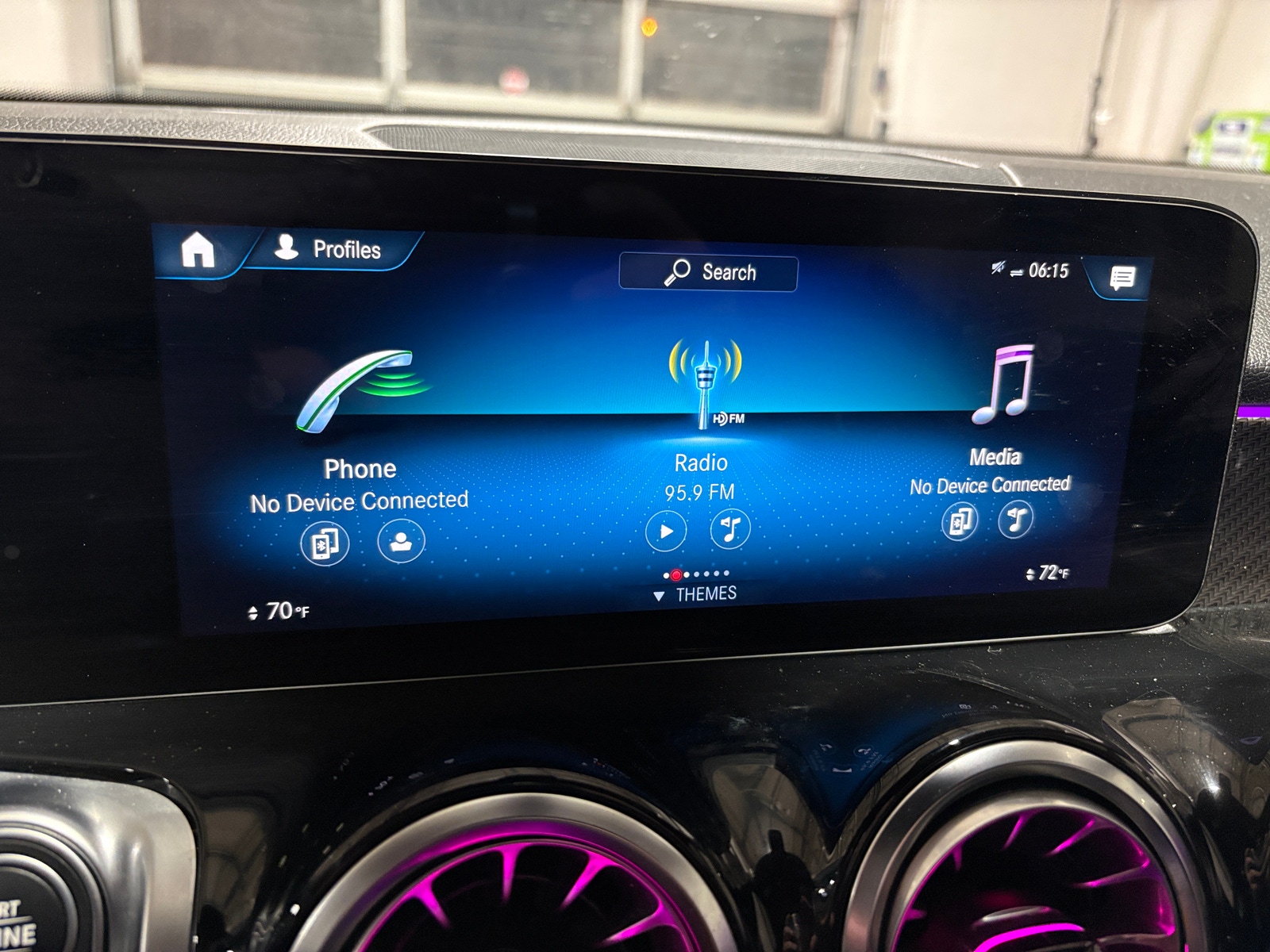 Thumbnail: 2022 Mercedes-Benz GLB - 3