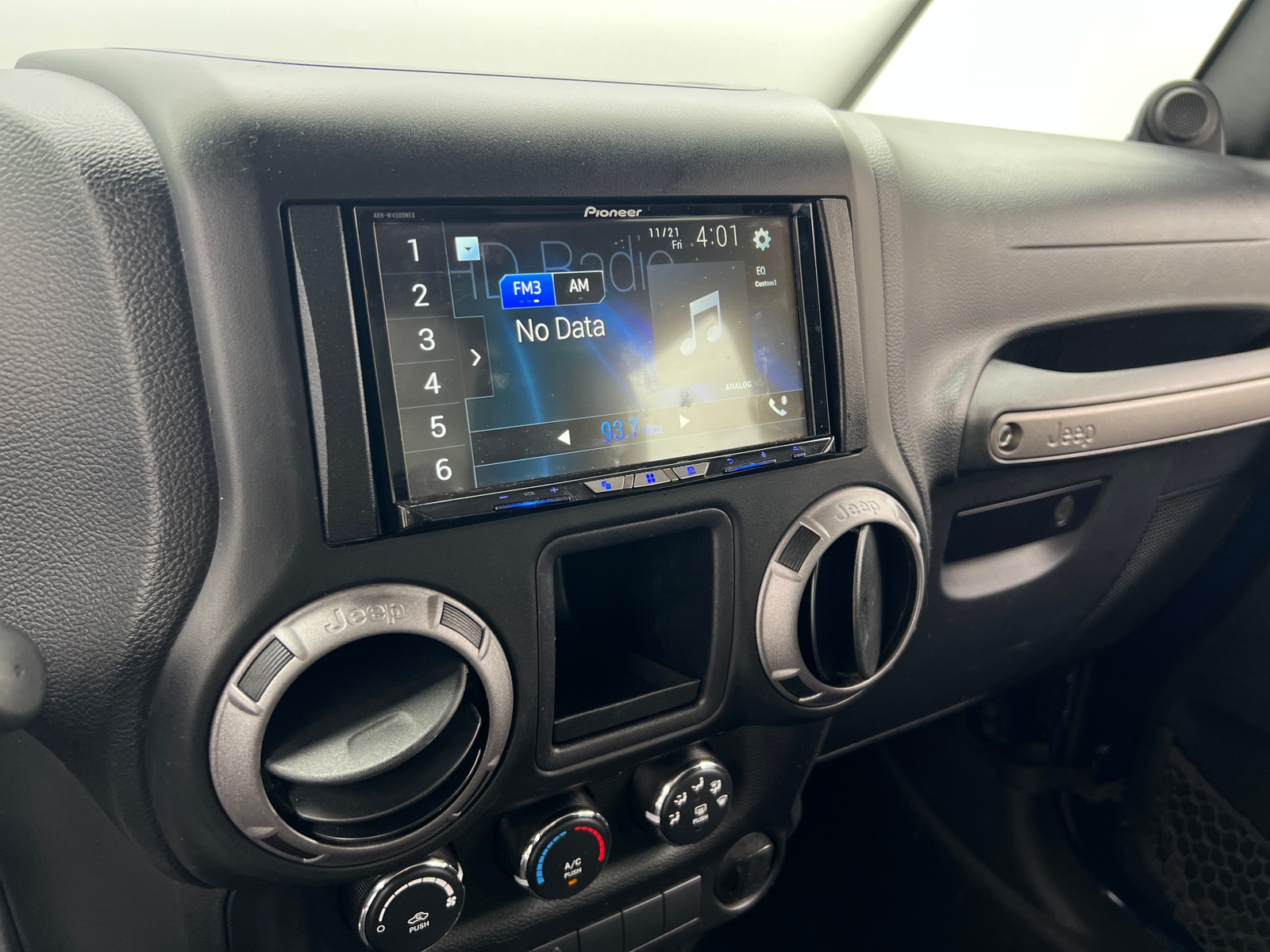 Thumbnail: 2013 Jeep Wrangler - 4