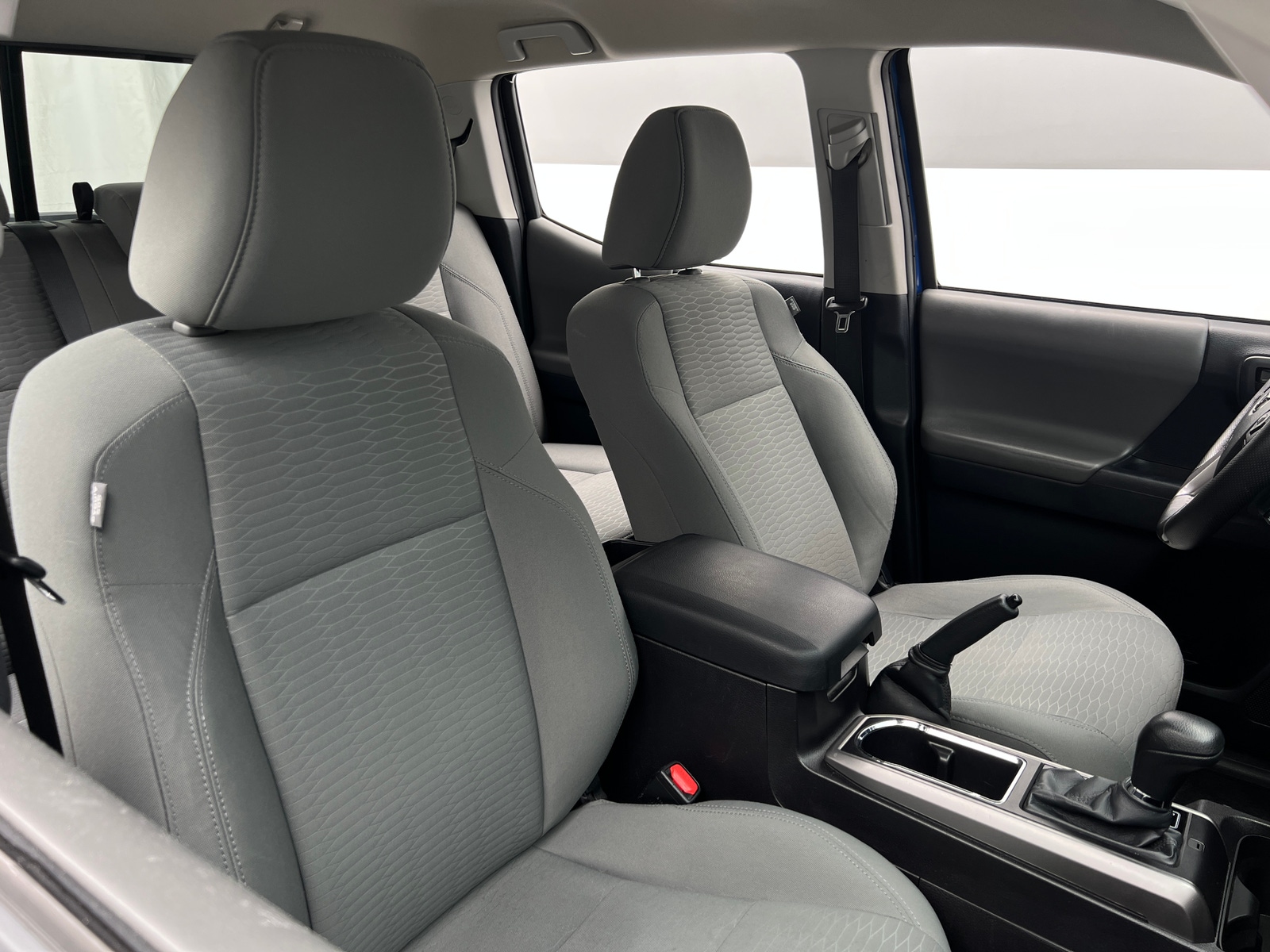 Thumbnail: 2016 Toyota Tacoma - 2