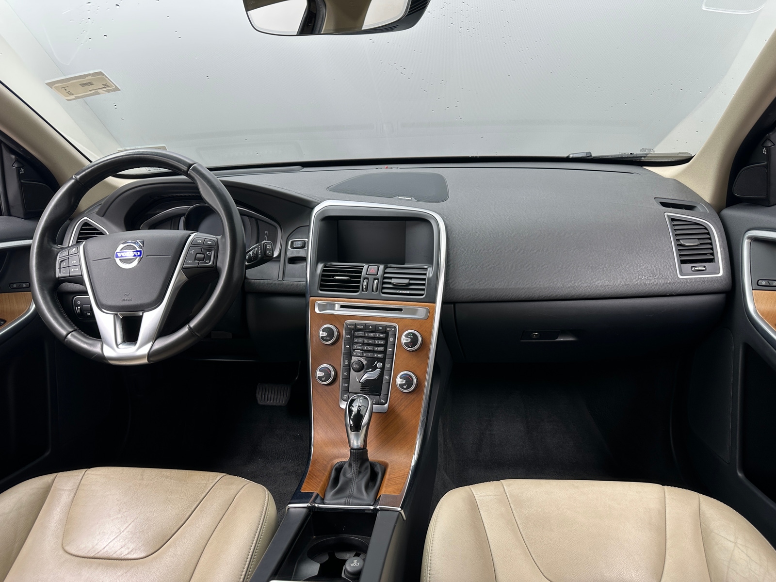 Thumbnail: 2017 Volvo XC60 - 2