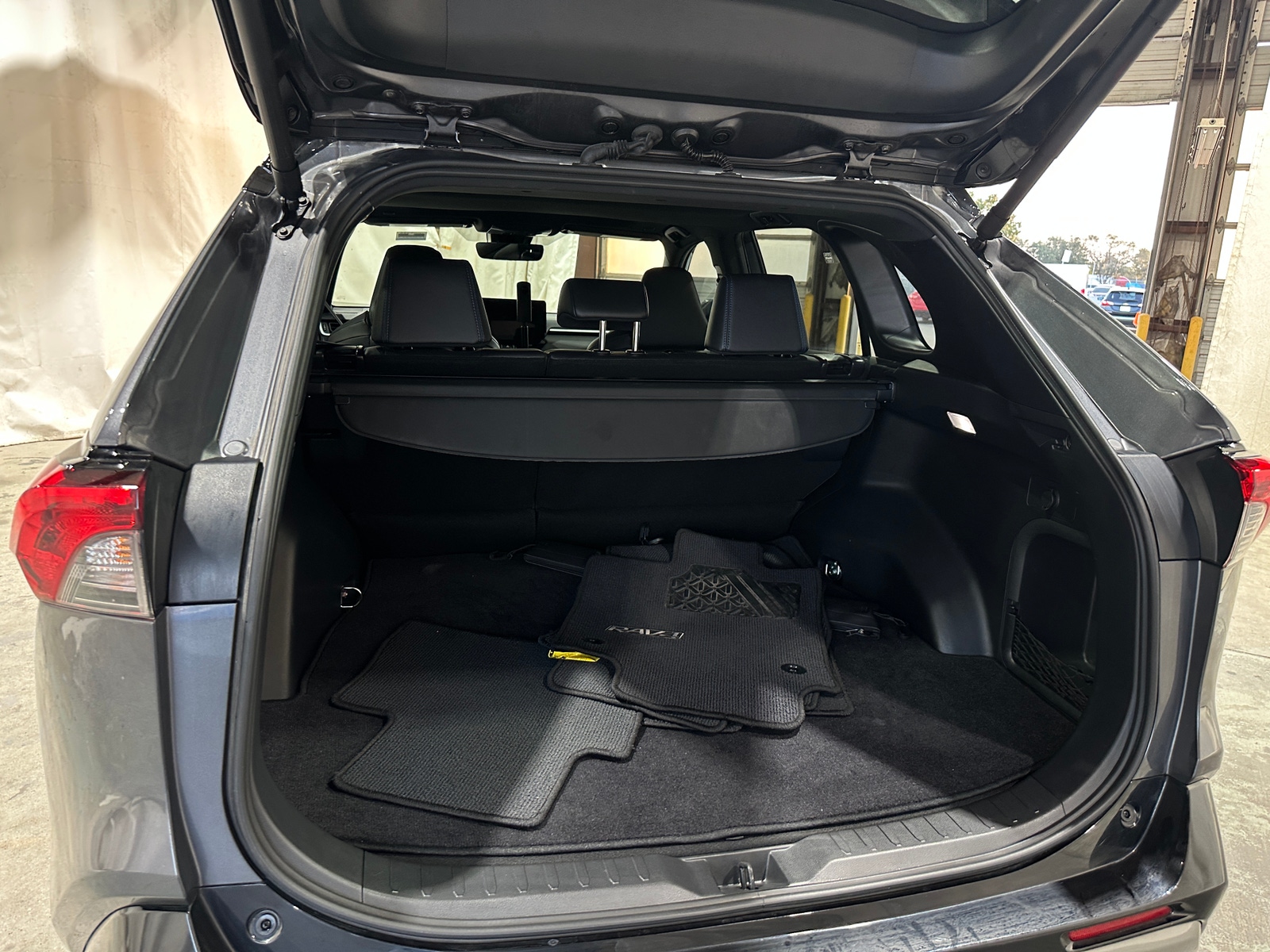 Thumbnail: 2024 Toyota RAV4 - 6