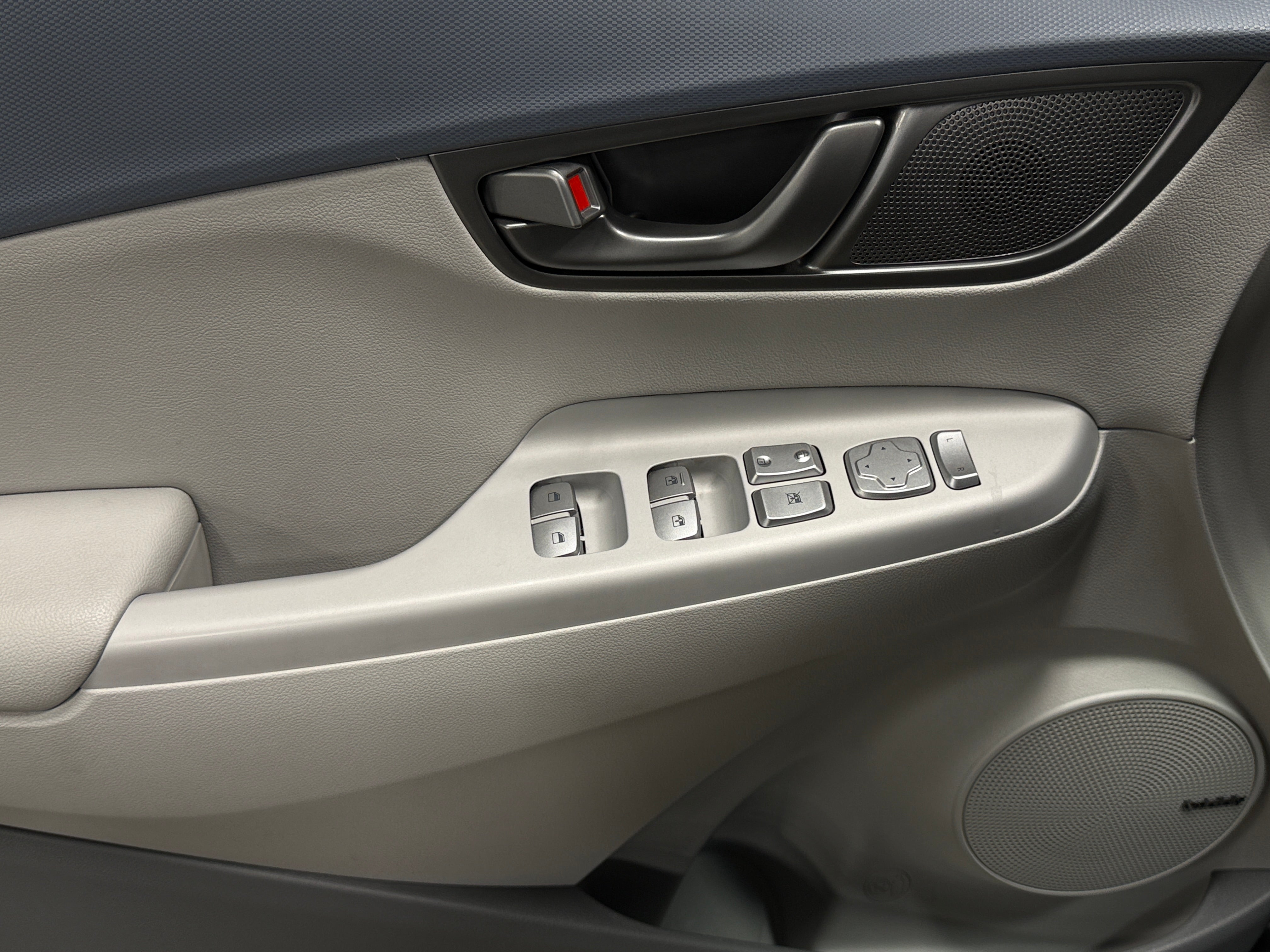 Used 2021 Hyundai Kona EV Ultimate with VIN KM8K53AG8MU117410 for sale in Oak Creek, WI