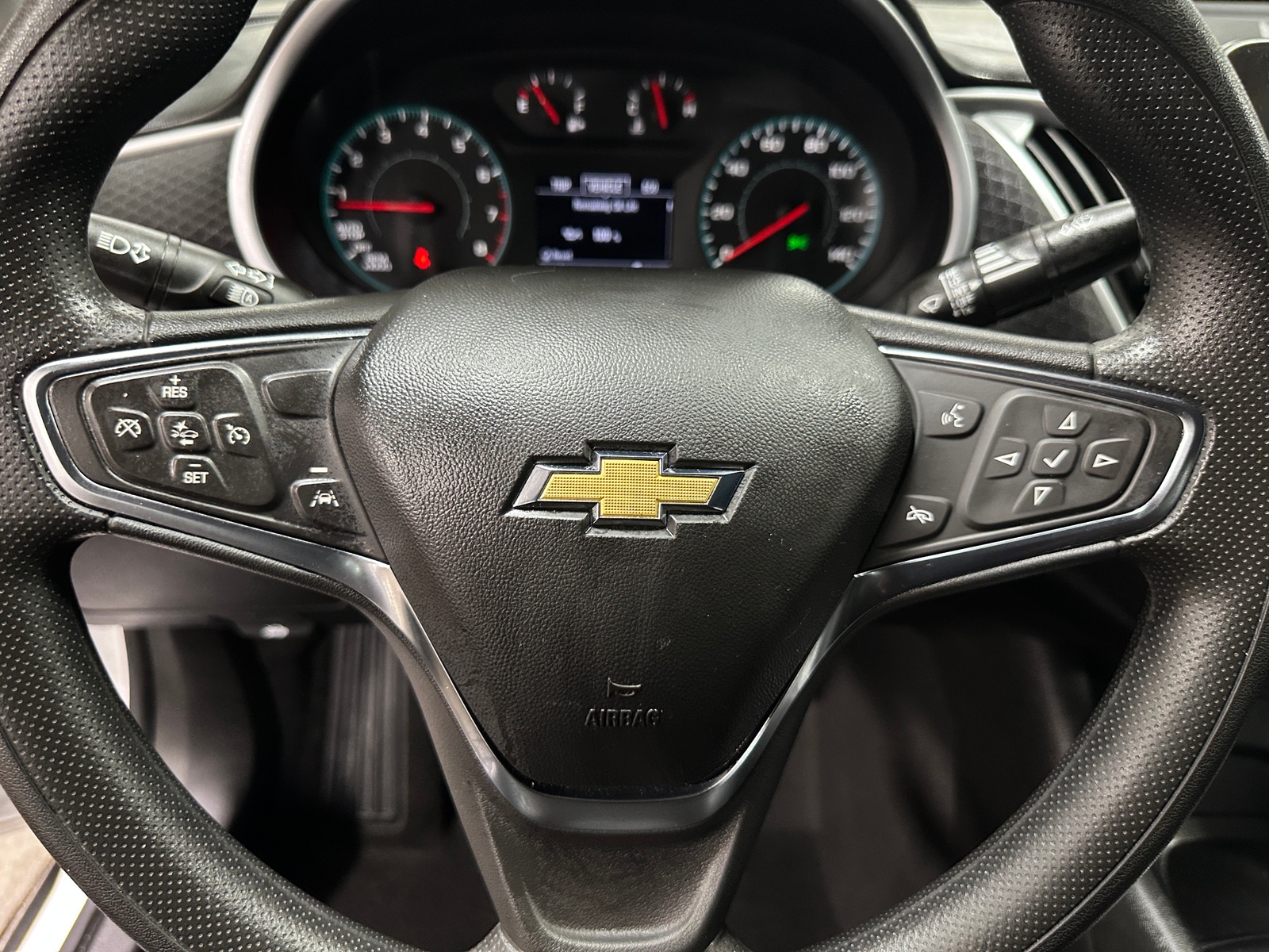 Thumbnail: 2024 Chevrolet Malibu - 5