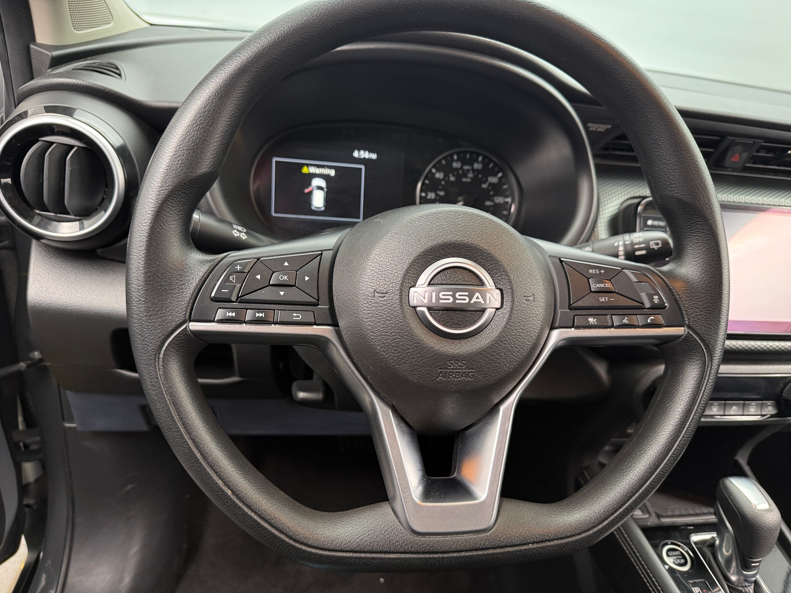 Thumbnail: 2022 Nissan Kicks - 5