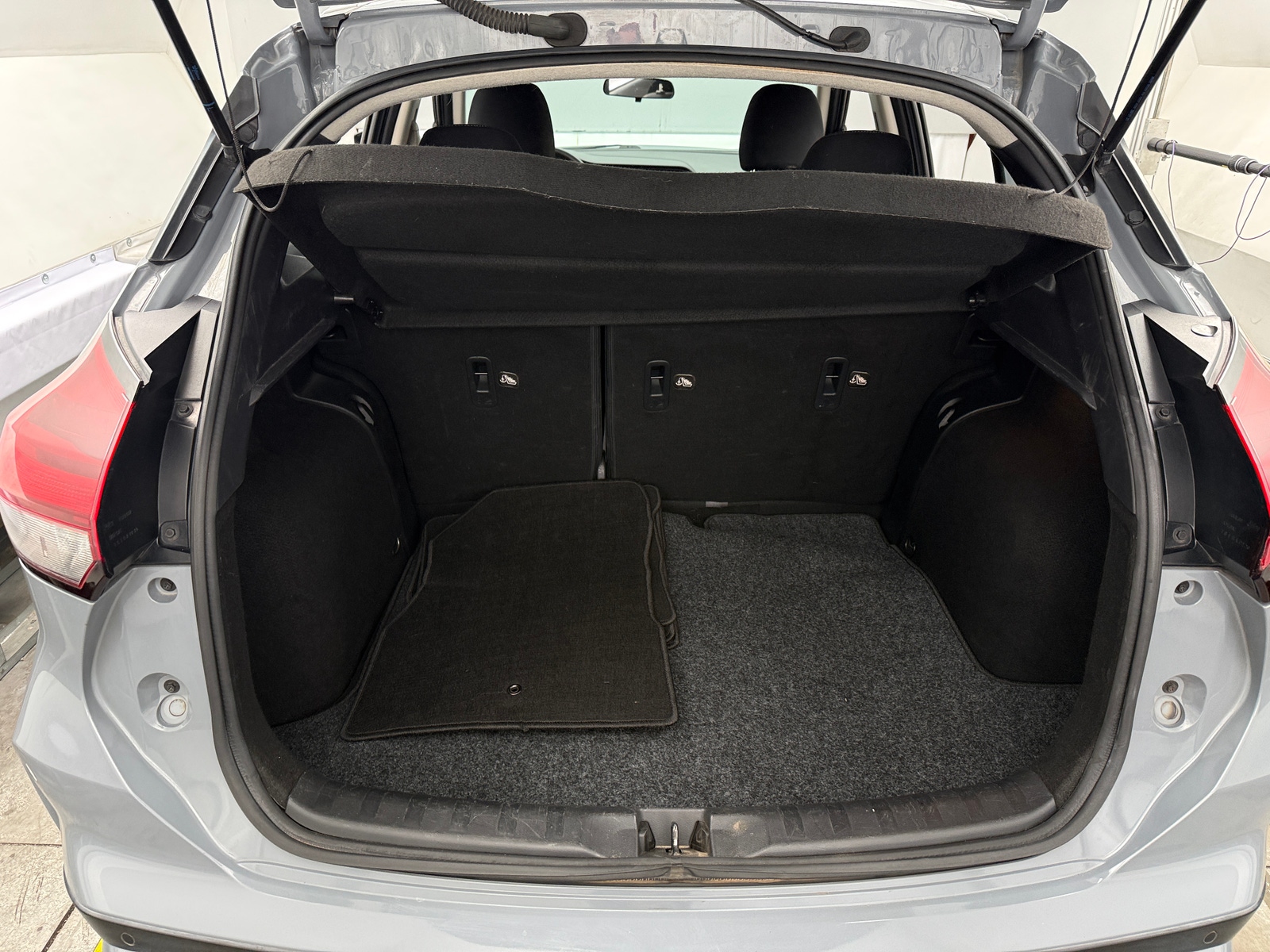 Thumbnail: 2022 Nissan Kicks - 7