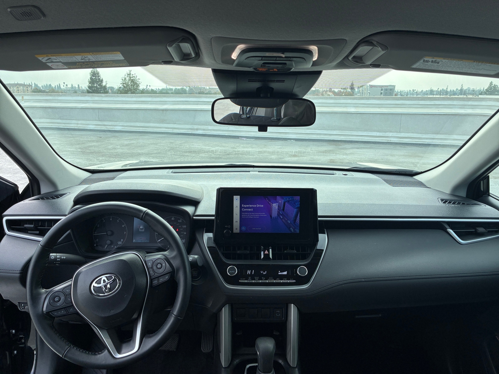 Thumbnail: 2025 Toyota Corolla Cross - 3