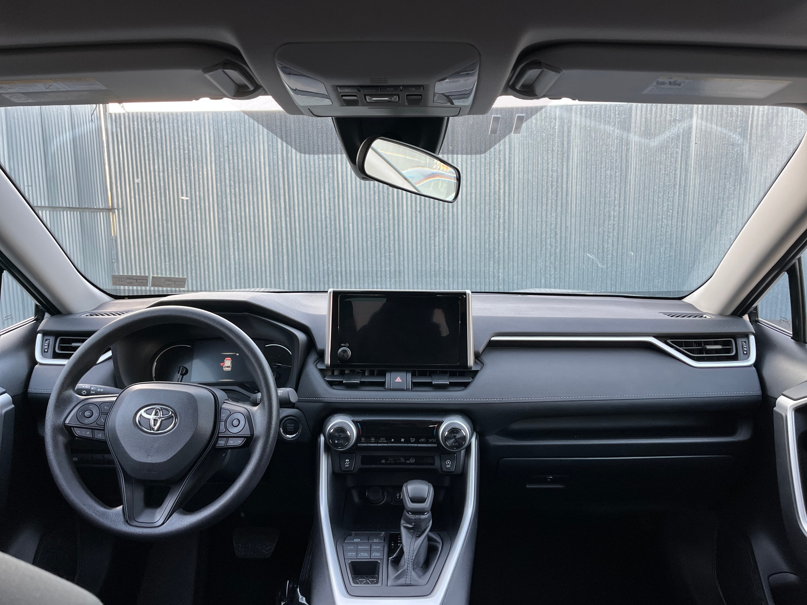 Thumbnail: 2025 Toyota RAV4 - 3