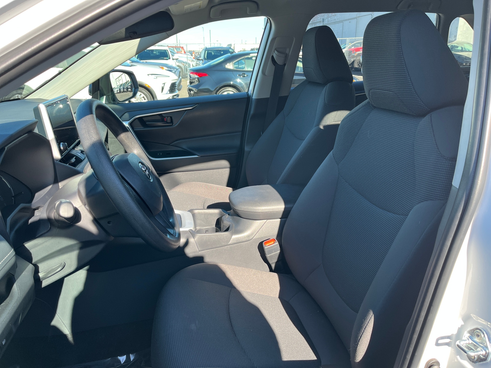 Thumbnail: 2025 Toyota RAV4 - 2