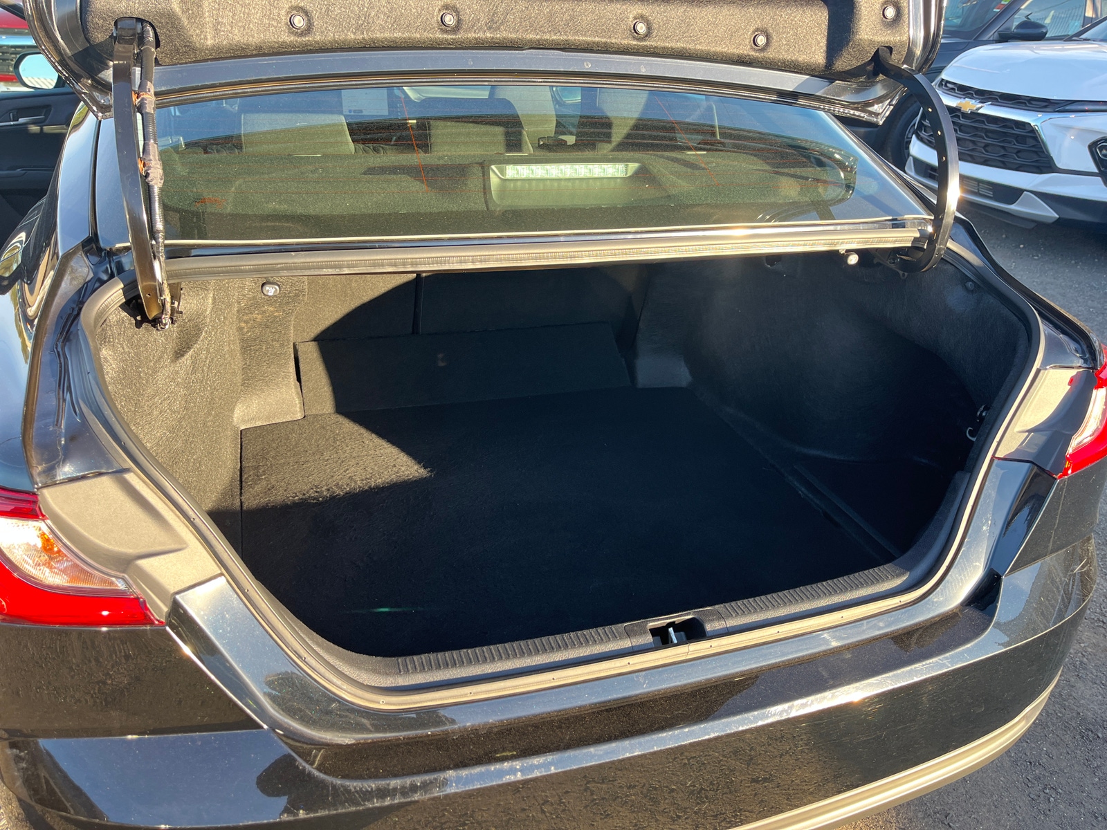 Thumbnail: 2025 Toyota Camry - 6