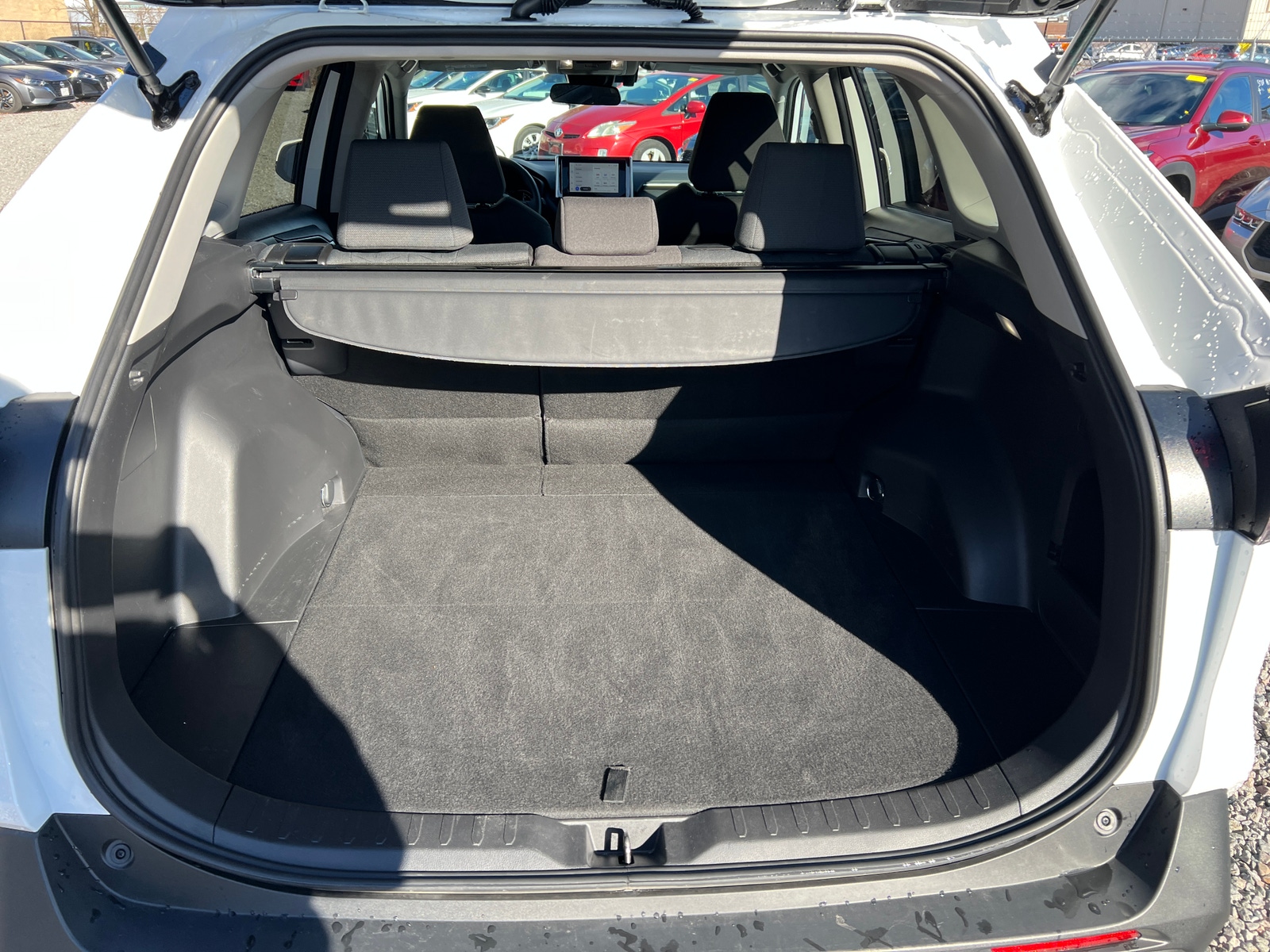 Thumbnail: 2025 Toyota RAV4 - 6