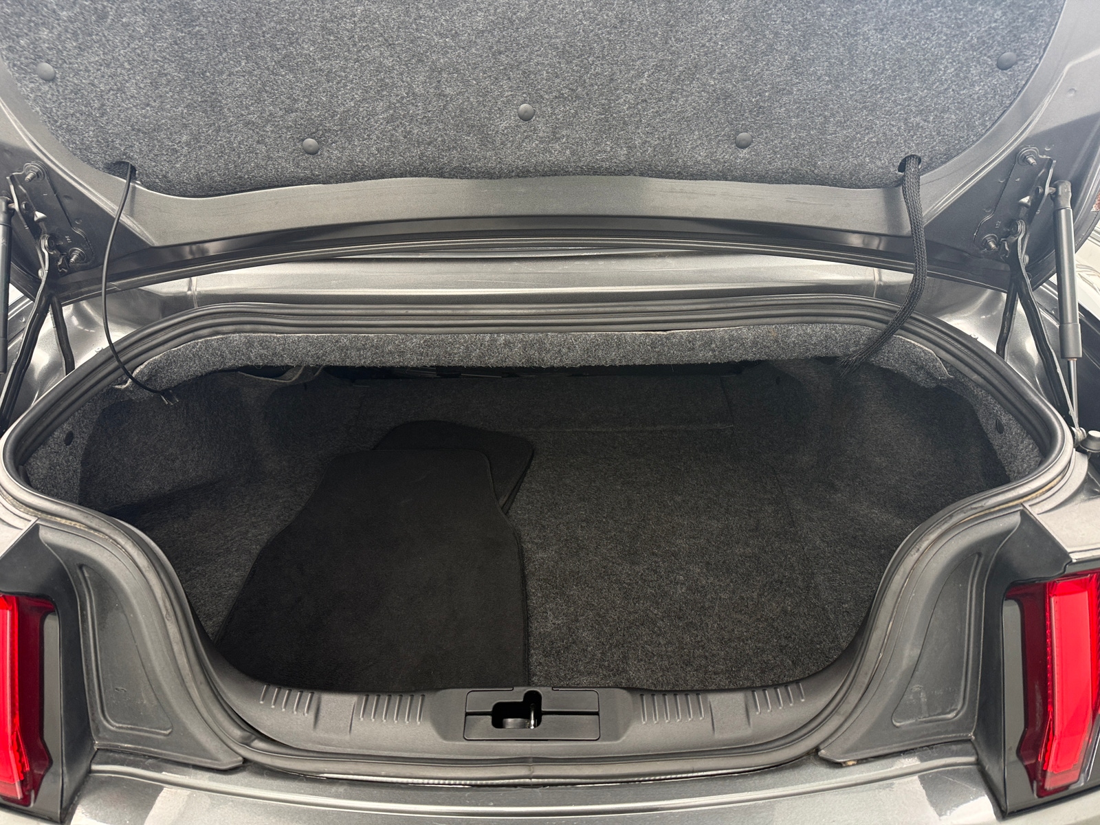 Thumbnail: 2020 Ford Mustang - 7