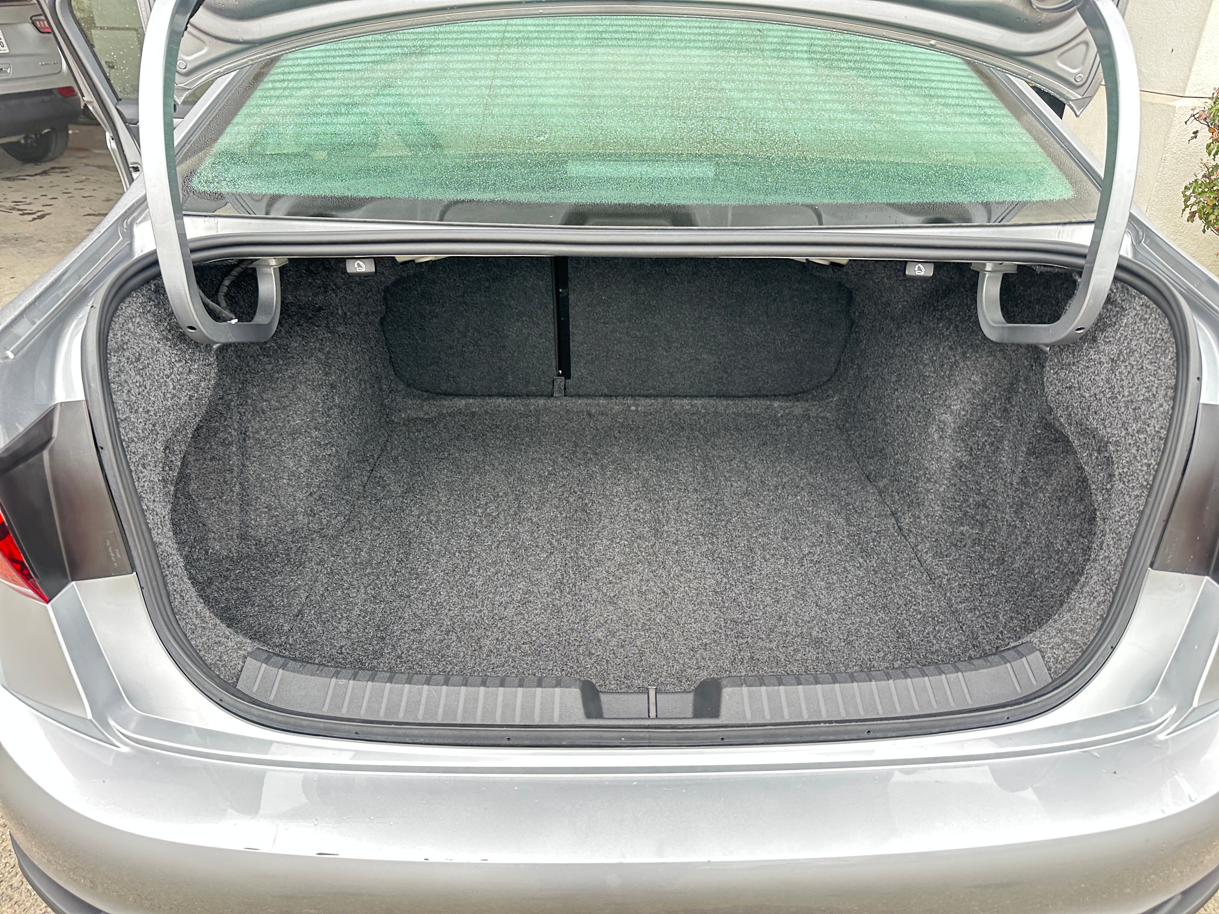 Thumbnail: 2025 Volkswagen Jetta - 6