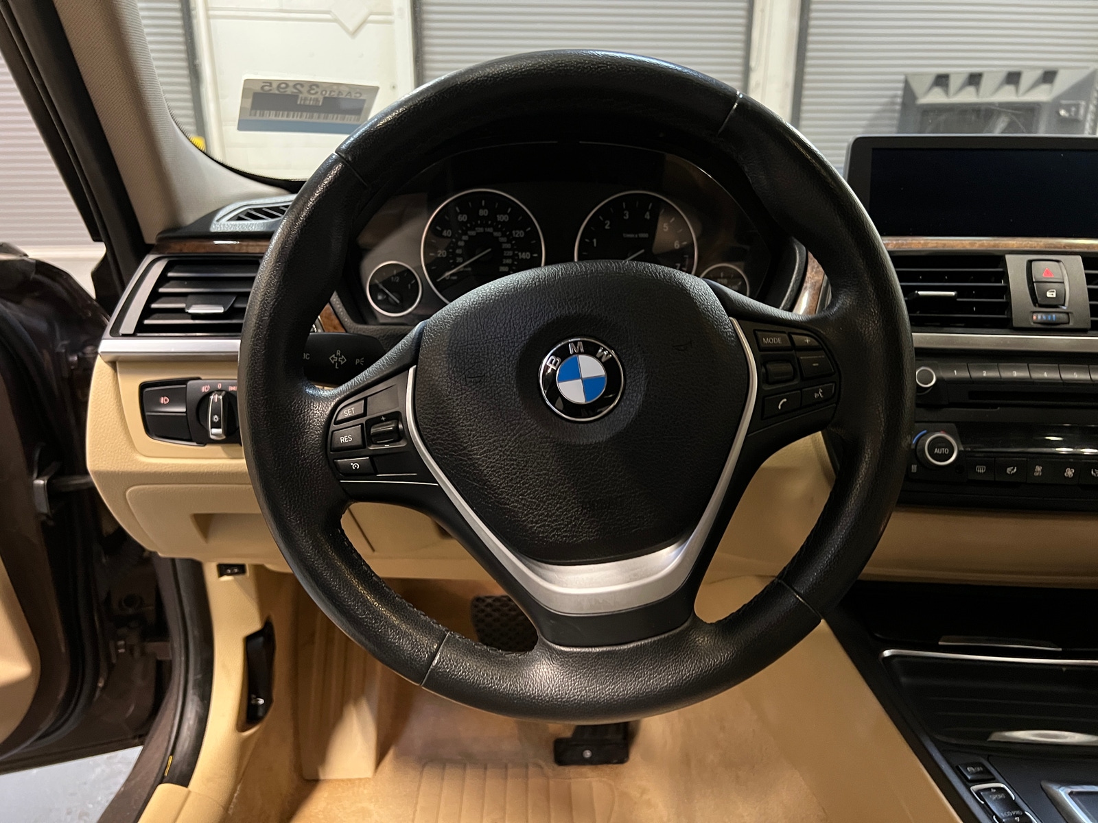 Thumbnail: 2014 BMW 3 Series - 4