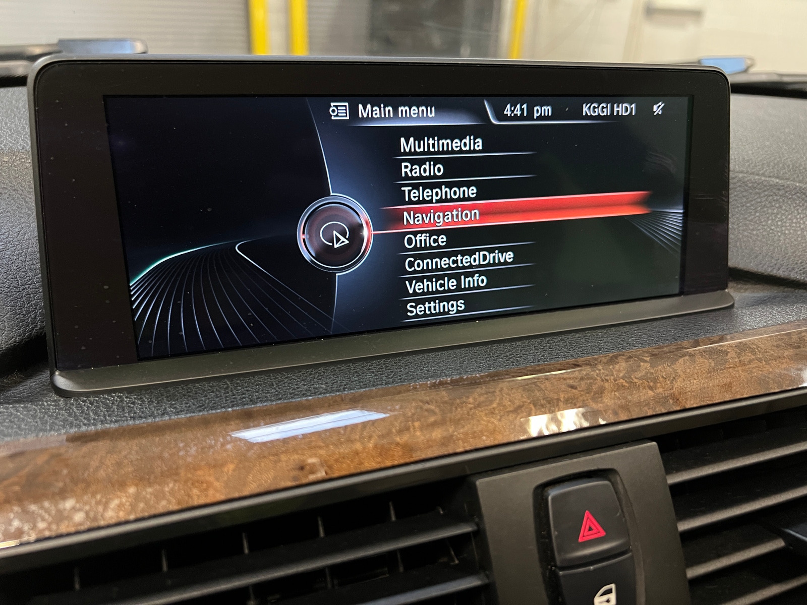 Thumbnail: 2014 BMW 3 Series - 3