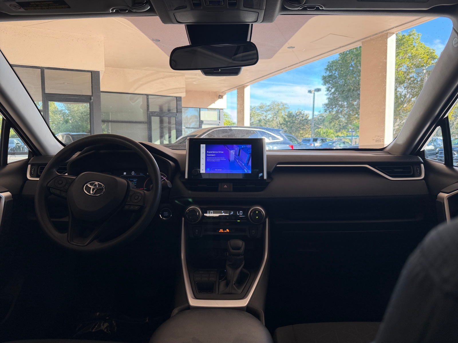 Thumbnail: 2025 Toyota RAV4 - 3