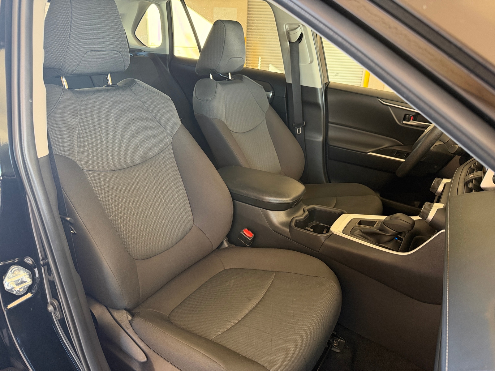 Thumbnail: 2025 Toyota RAV4 - 2